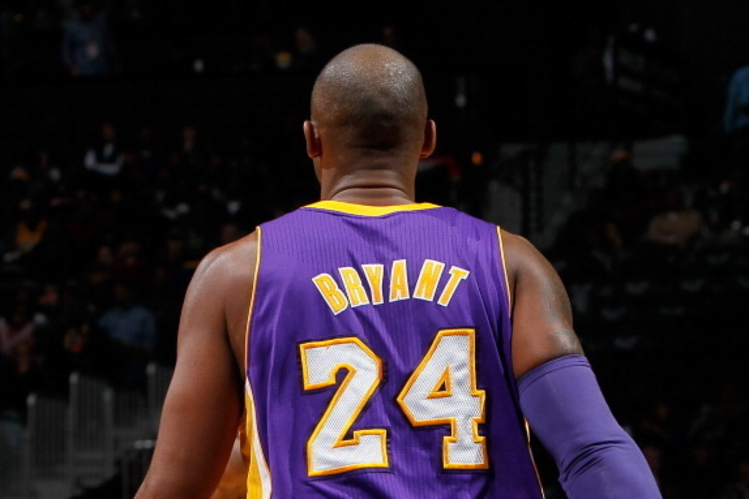 ATLANTA, GA - DECEMBER 16:  Kobe Bryant #24 of the Los Angeles Lakers against the Atlanta Hawks at Philips Arena on December 16, 2013 in Atlanta, Georgia.  NOTE TO USER: User expressly acknowledges and agrees that, by downloading and or using this photogr