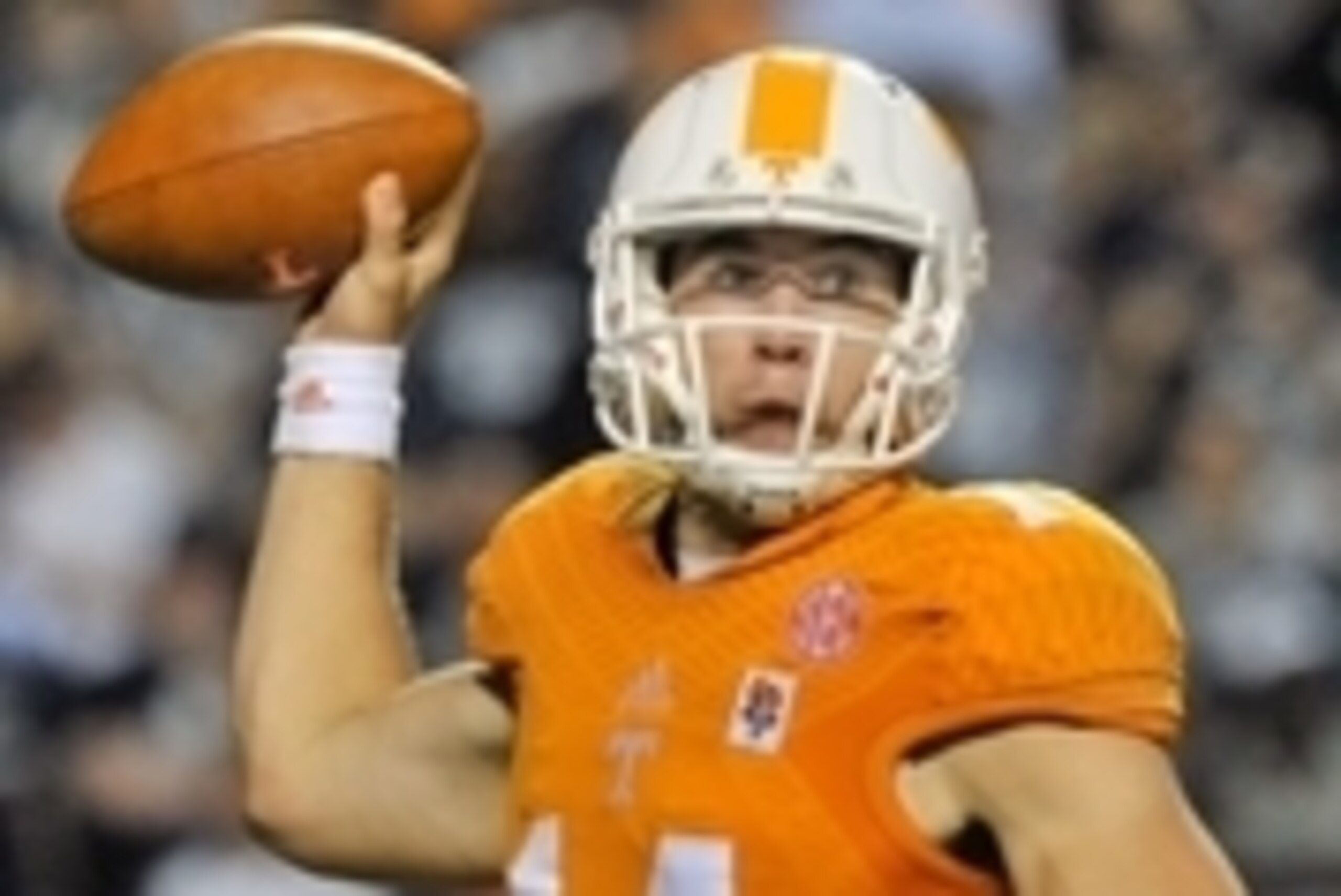 Aug 31, 2014; Knoxville, TN, USA; Tennessee Volunteers quarterback Justin Worley (14) passes against the Utah State Aggies during the second half at Neyland Stadium. Tennessee won 38-7. Mandatory Credit: Jim Brown-USA TODAY Sports
