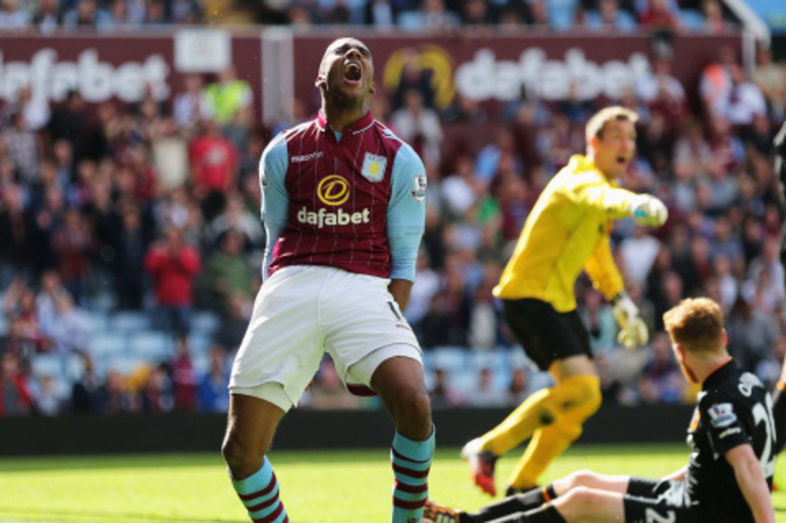 BIRMINGHAM, ENGLAND - AUGUST 31:  Fabian Delph of Aston Villa reacts after failing to score during the Barclays Premier League match between Aston Villa and Hull City at Villa Park on August 31, 2014 in Birmingham, England.  (Photo by Clive Mason/Getty Im