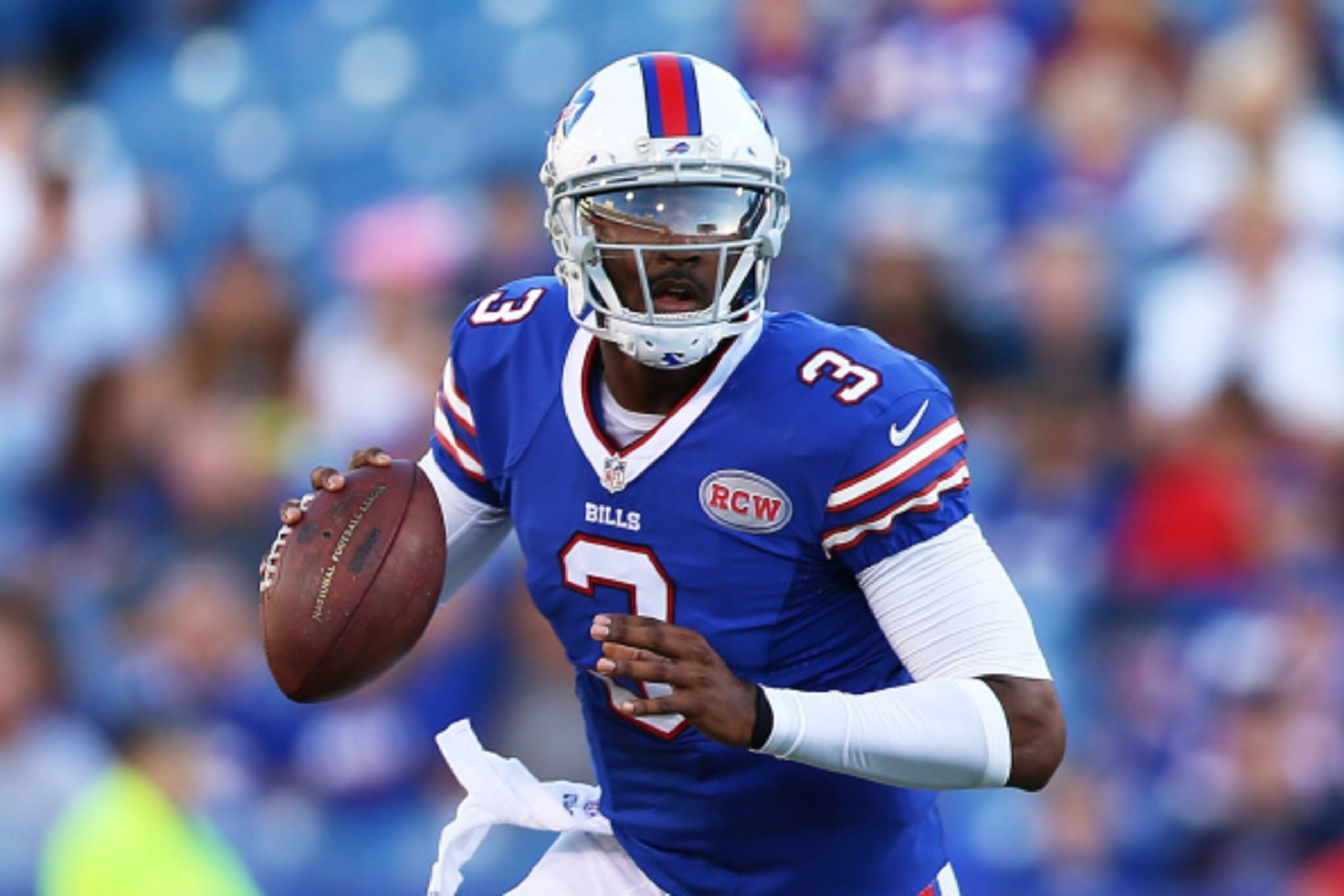 ORCHARD PARK, NY - AUGUST 28:  EJ Manuel #3 of the Buffalo Bills looks to throw against the Detroit Lions during the first half of a preseason game at Ralph Wilson Stadium on August 28, 2014 in Orchard Park, New York.  (Photo by Vaughn Ridley/Getty Images