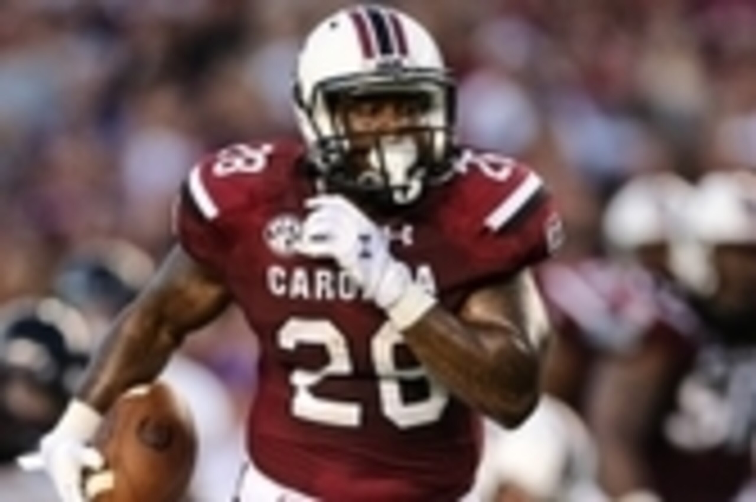 Sep 6, 2014; Columbia, SC, USA; South Carolina Gamecocks running back Mike Davis (28) runs for his first touchdown of the evening during game action between the South Carolina Gamecocks and East Carolina Pirates at Williams-Brice Stadium. Mandatory Cred Sep 6, 2014; Columbia, SC, USA; South Carolina Gamecocks running back Mike Davis (28) runs for his first touchdown of the evening during game action between the South Carolina Gamecocks and East Carolina Pirates at Williams-Brice Stadium. Mandatory Cred