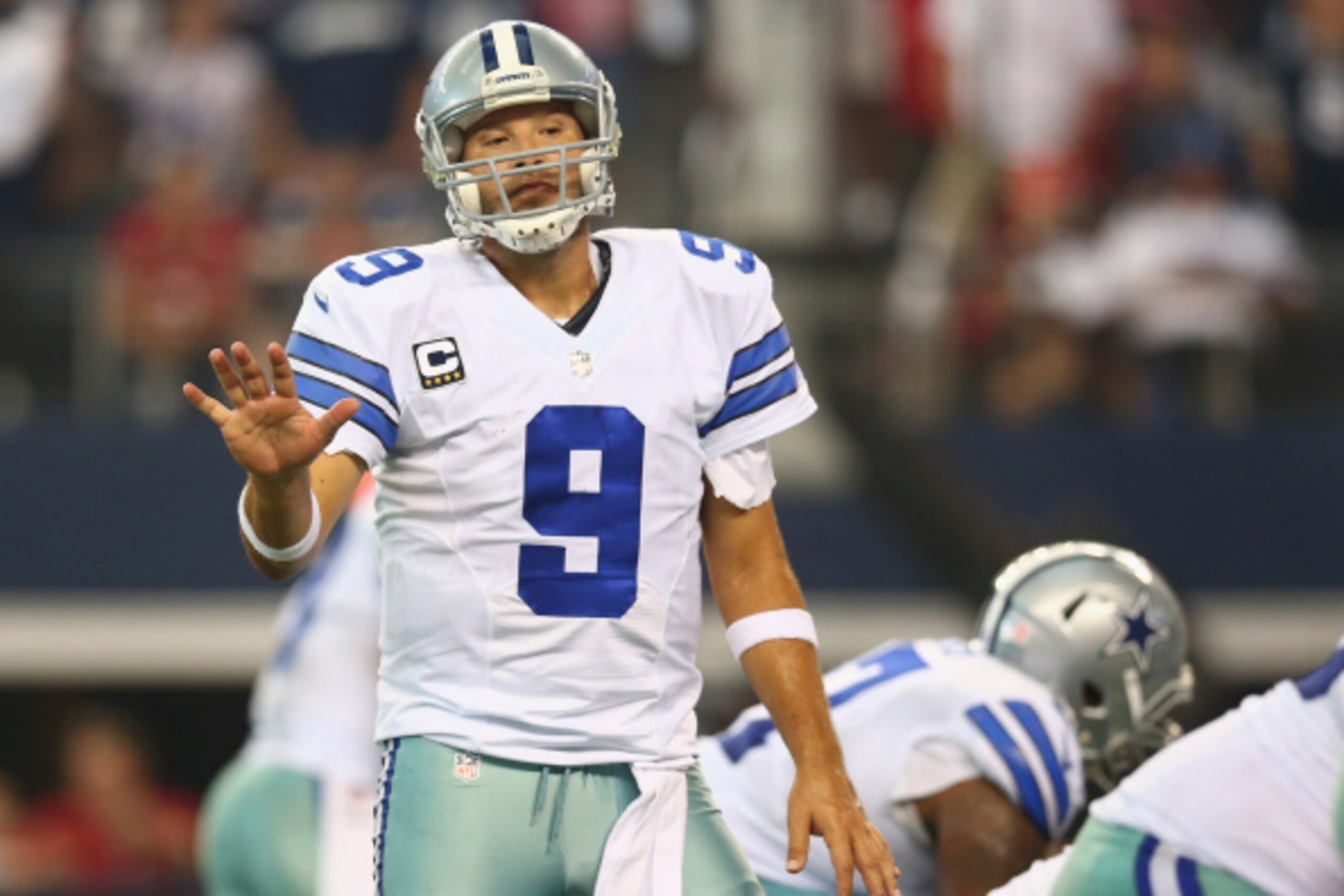 ARLINGTON, TX - SEPTEMBER 07:  Tony Romo #9 of the Dallas Cowboys at AT&T Stadium on September 7, 2014 in Arlington, Texas.  (Photo by Ronald Martinez/Getty Images)