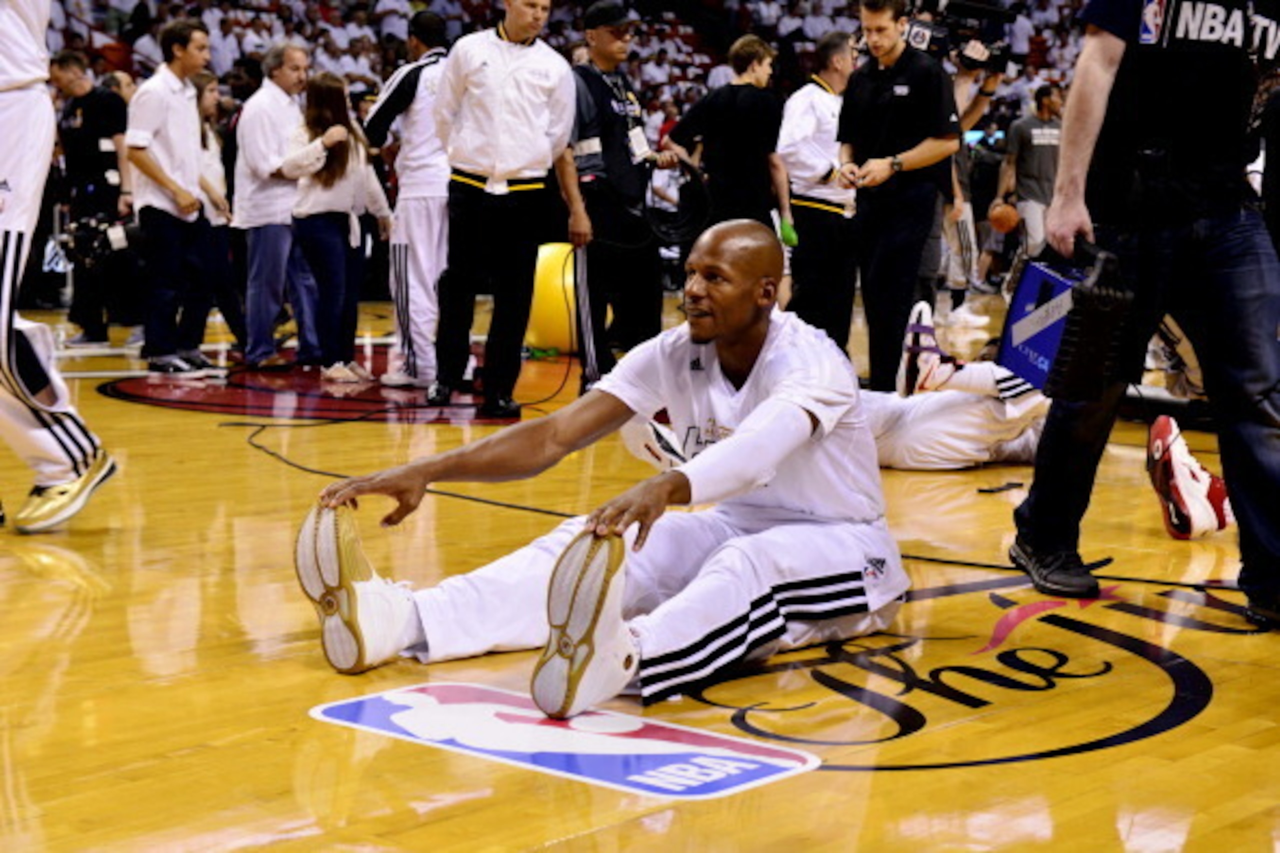 MIAMI, FL - JUNE 12: Ray Allen #34 of the Miami Heat stretches before a game against the San Antonio Spurs in Game Four of the 2014 NBA Finals at American Airlines Arena on June 12, 2014 in Miami, Florida. NOTE TO USER: User expressly acknowledges and agr