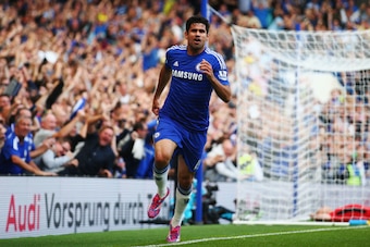 LONDON, ENGLAND - AUGUST 23:  Diego Costa of Chelsea celebrates as he scores their first goal during the Barclays Premier League match between Chelsea and Leicester City at Stamford Bridge on August 23, 2014 in London, England.  (Photo by Paul Gilham/Gett