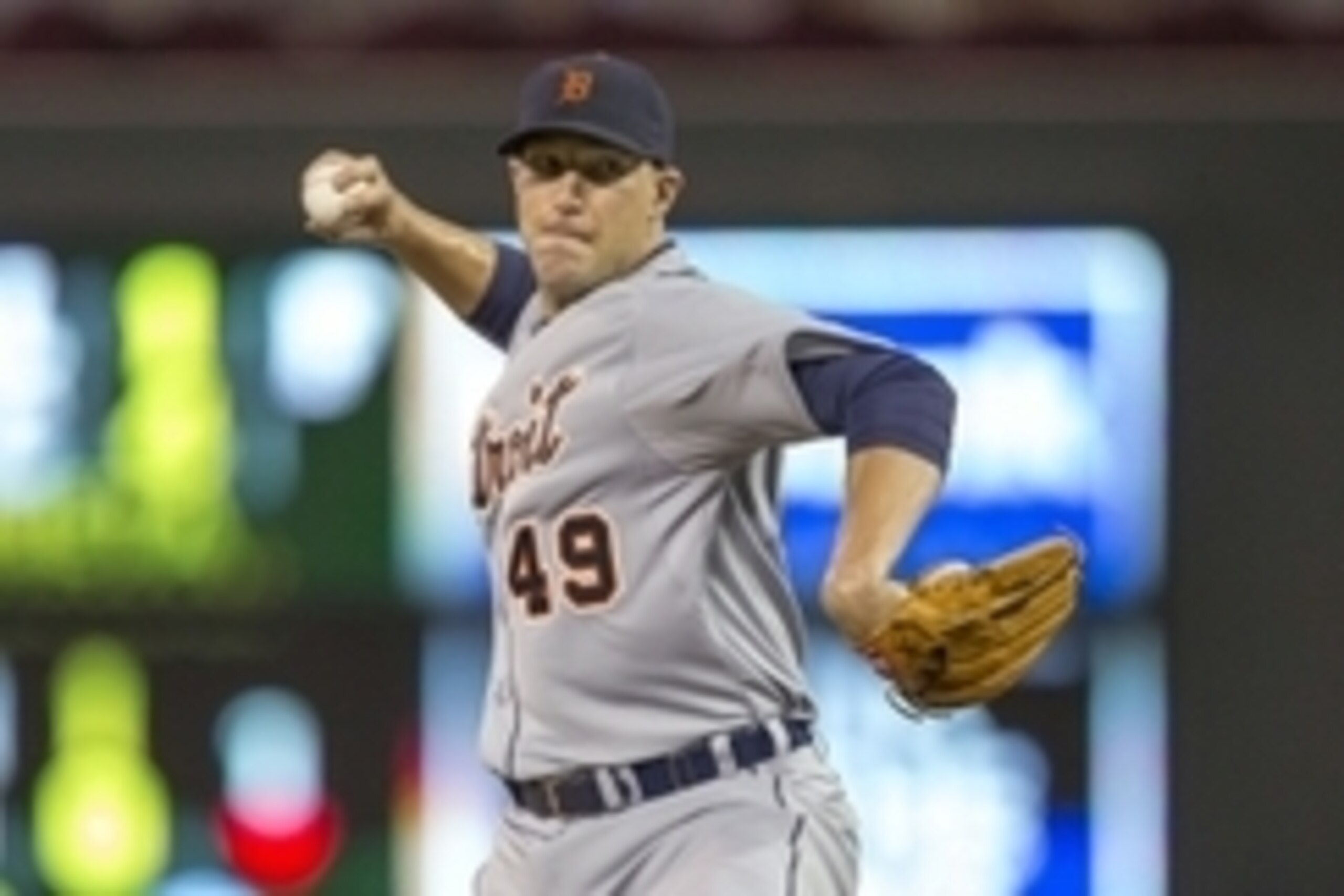 Aug 22, 2014; Minneapolis, MN, USA; Detroit Tigers relief pitcher Jim Johnson (49) delivers a pitch in the fifth inning against the Minnesota Twins at Target Field. Mandatory Credit: Jesse Johnson-USA TODAY Sports