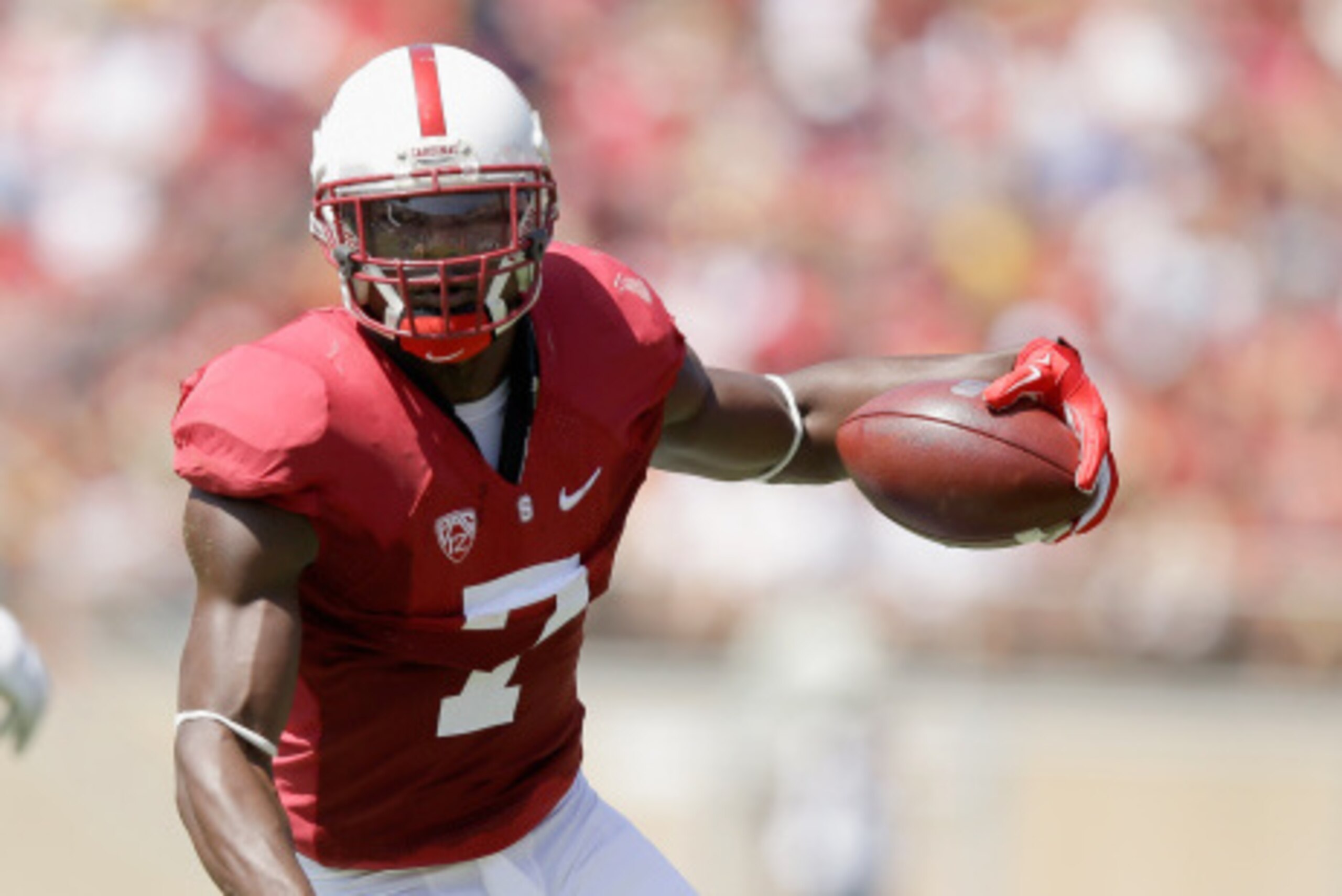 PALO ALTO, CA - SEPTEMBER 06:  Ty Montgomery #7 of the Stanford Cardinal in action against the USC Trojans at Stanford Stadium on September 6, 2014 in Palo Alto, California.  (Photo by Ezra Shaw/Getty Images)