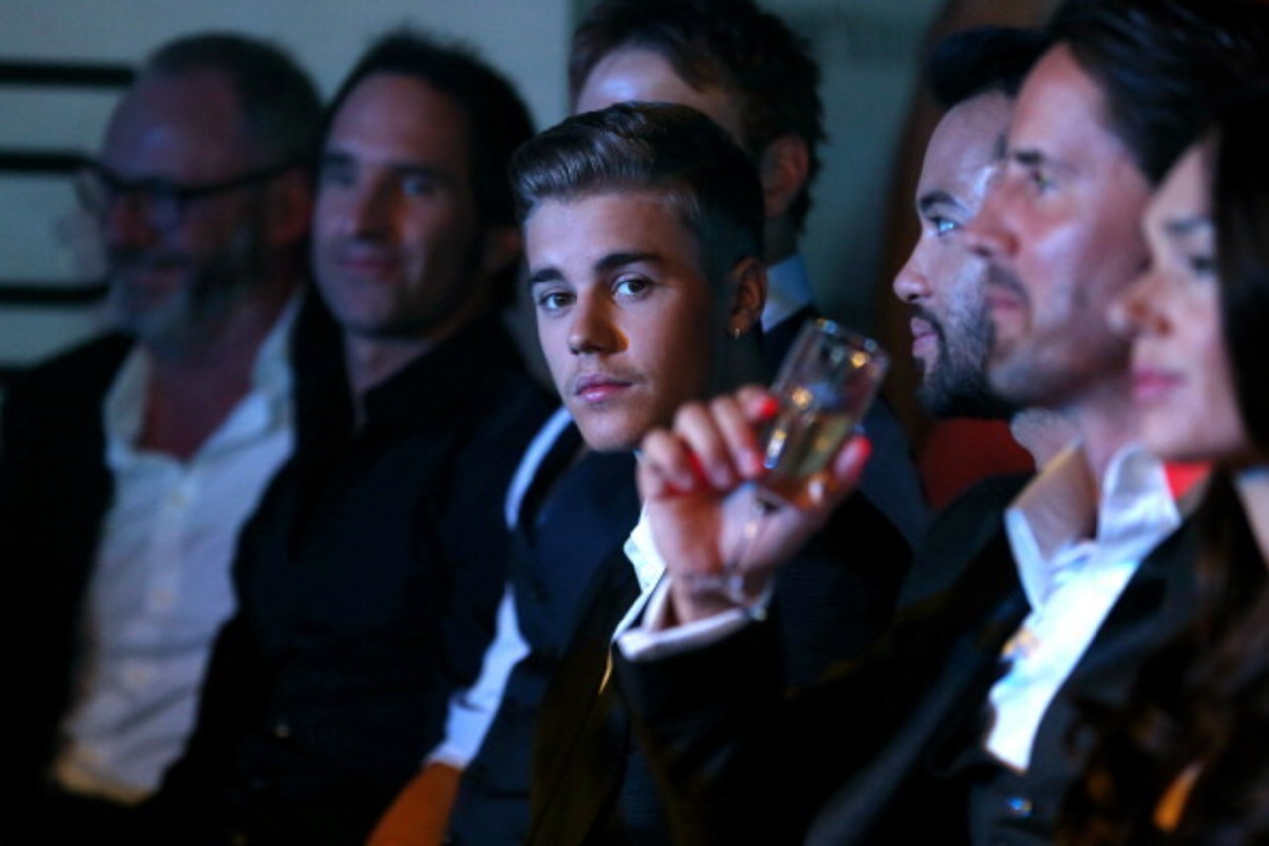 MONTE-CARLO, MONACO - MAY 23: Musician Justin Bieber attends the Amber Lounge Fashion Show ahead of the Monaco Formula One Grand Prix at Circuit de Monaco on May 23, 2014 in Monte-Carlo, Monaco. (Photo by Mark Thompson/Getty Images) MONTE-CARLO, MONACO - MAY 23: Musician Justin Bieber attends the Amber Lounge Fashion Show ahead of the Monaco Formula One Grand Prix at Circuit de Monaco on May 23, 2014 in Monte-Carlo, Monaco. (Photo by Mark Thompson/Getty Images)