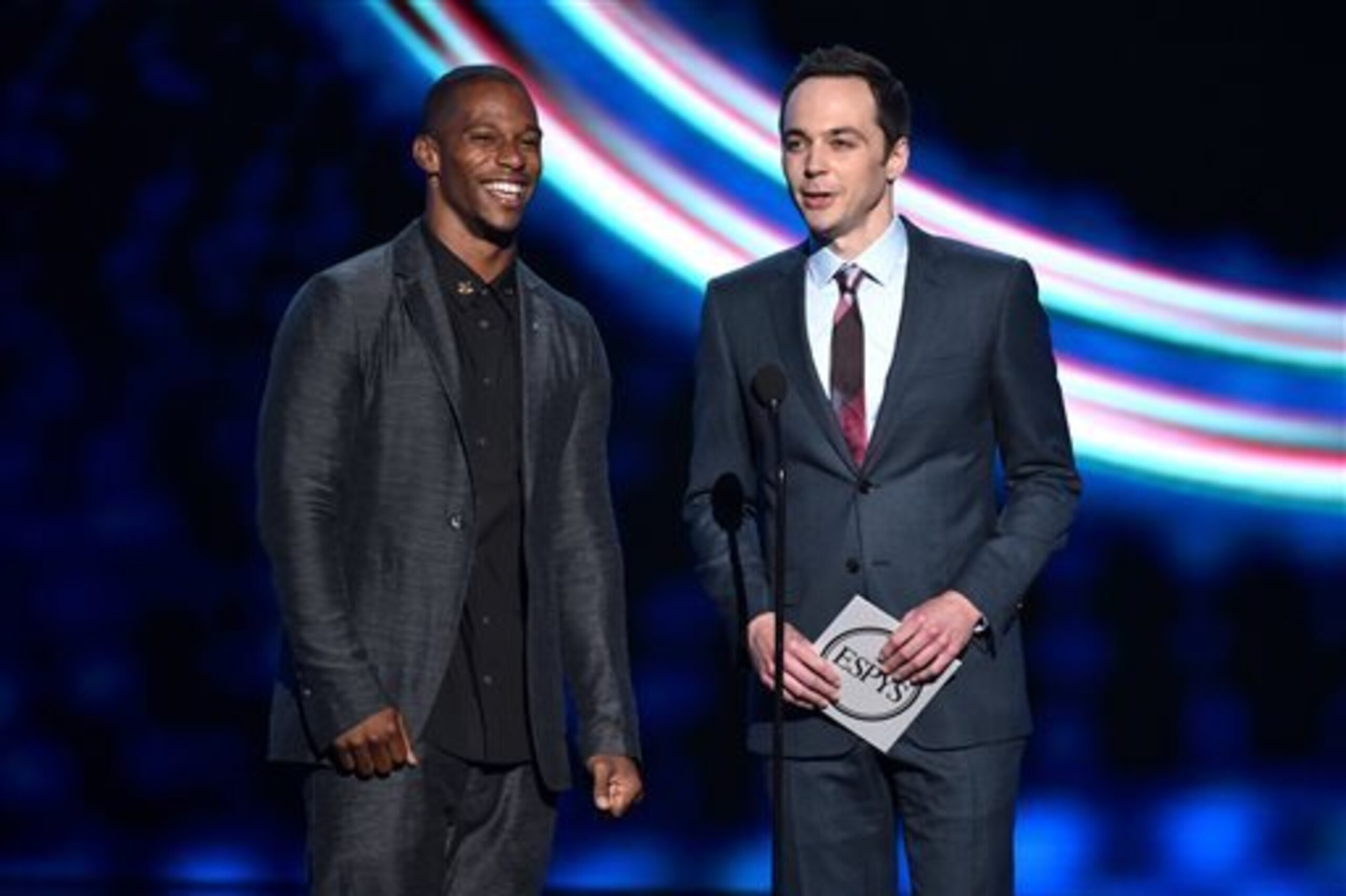 Victor Cruz at the ESPYs with actor Jim Parsons