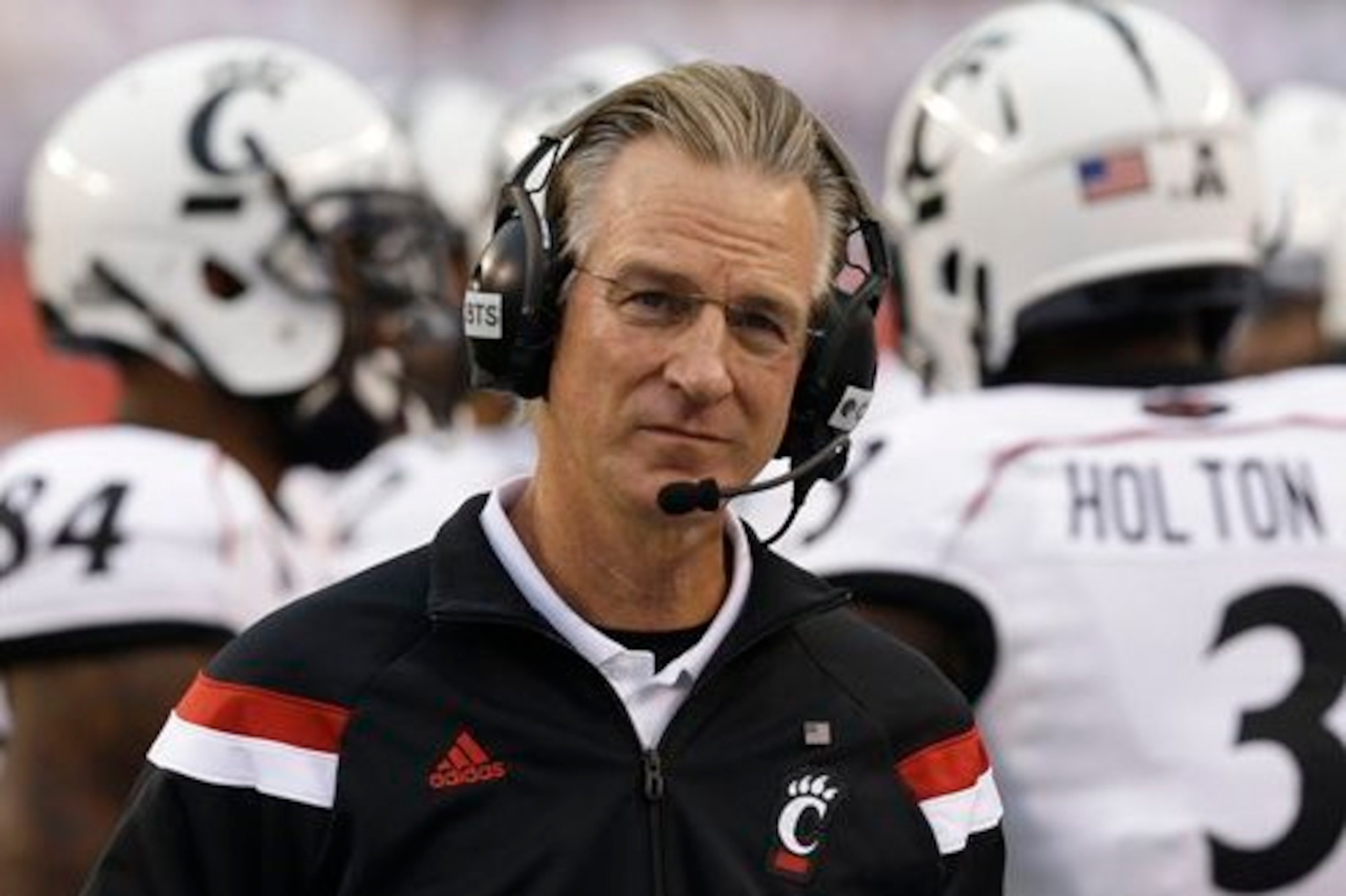 Cincinnati coach Tommy Tuberville knows from experience that an undefeated season does not guarantee a national title.