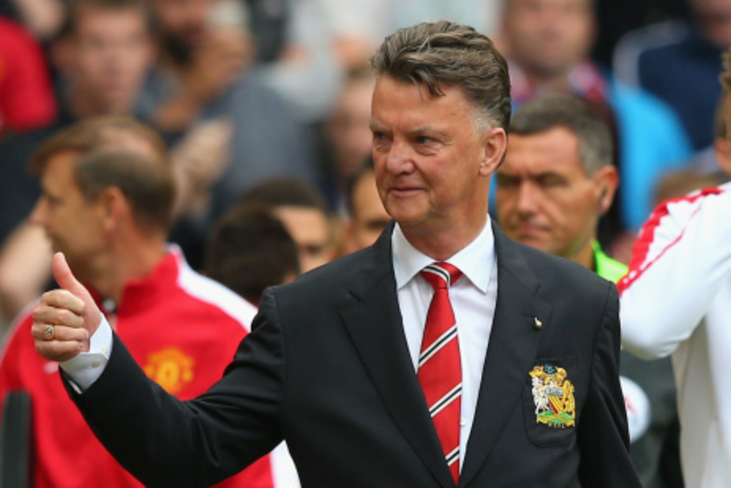 MANCHESTER, ENGLAND - SEPTEMBER 14: Manchester United Manager Louis van Gaal gives a thumbs up prior to the Barclays Premier League match between Manchester United and Queens Park Rangers at Old Trafford on September 14, 2014 in Manchester, England. (Ph MANCHESTER, ENGLAND - SEPTEMBER 14: Manchester United Manager Louis van Gaal gives a thumbs up prior to the Barclays Premier League match between Manchester United and Queens Park Rangers at Old Trafford on September 14, 2014 in Manchester, England. (Ph