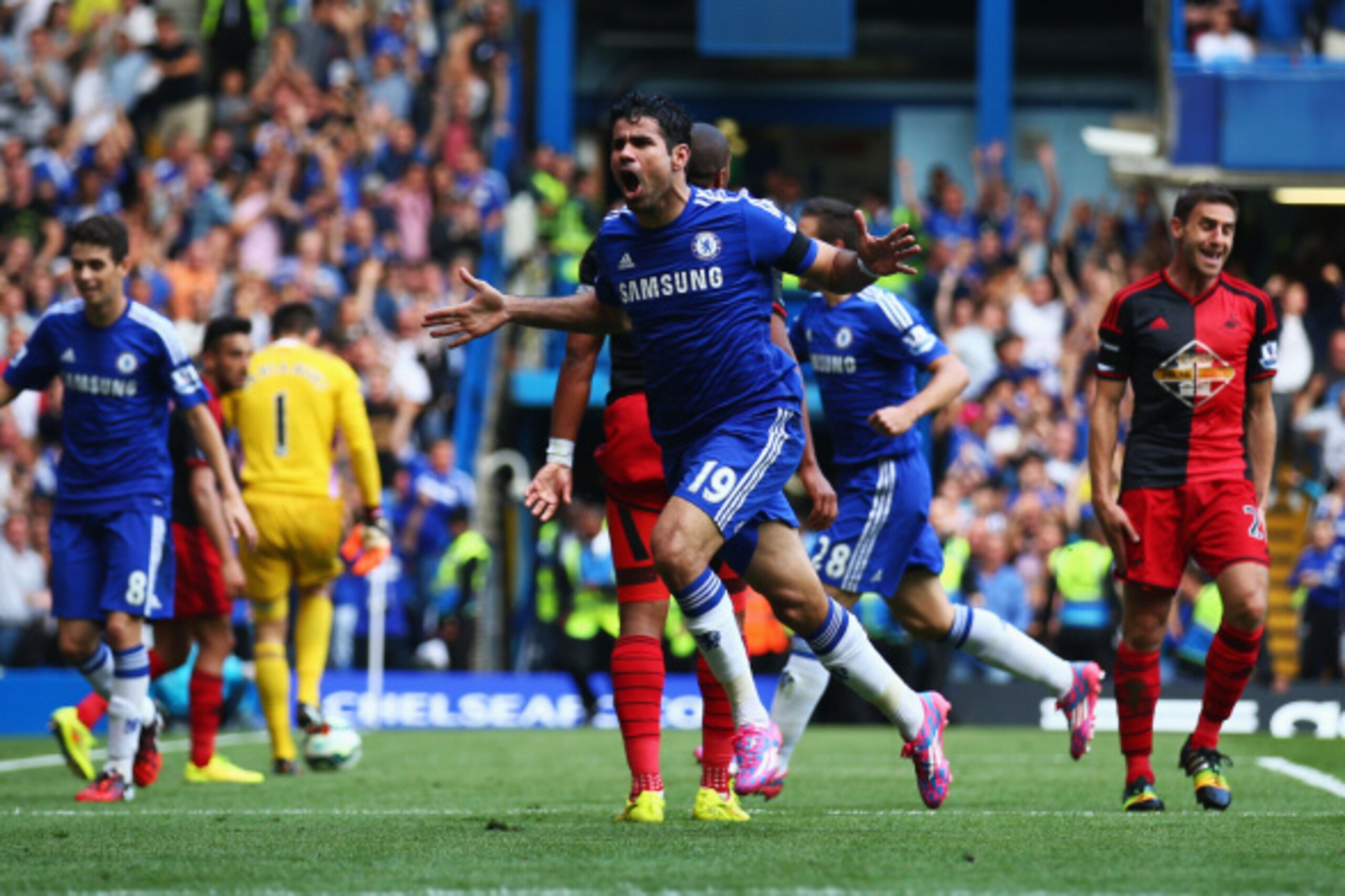 LONDON, ENGLAND - SEPTEMBER 13: Diego Costa of Chelsea celebrates as he scores their second goal during the Barclays Premier League match between Chelsea and Swansea City at Stamford Bridge on September 13, 2014 in London, England. (Photo by Paul Gilham LONDON, ENGLAND - SEPTEMBER 13: Diego Costa of Chelsea celebrates as he scores their second goal during the Barclays Premier League match between Chelsea and Swansea City at Stamford Bridge on September 13, 2014 in London, England. (Photo by Paul Gilham