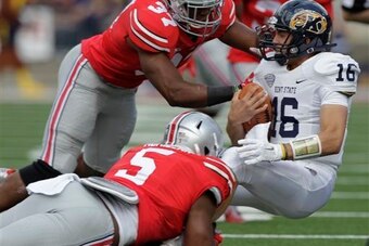 Raekwon McMillan (5) saw significant snaps against Kent State last week.