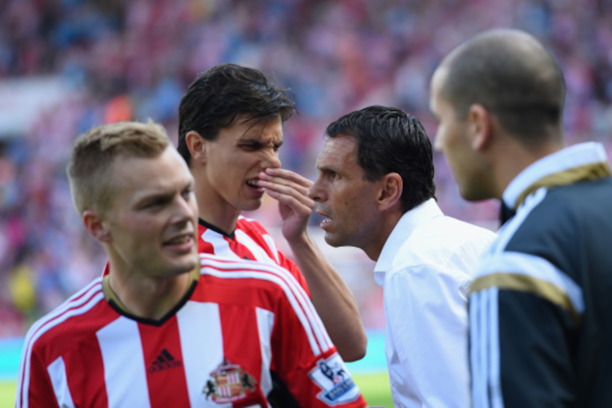 SUNDERLAND, ENGLAND - SEPTEMBER 13:  Sunderland manager Gus Poyet looks on before the Barclays Premier League match between Sunderland and Tottenham Hotspur at Stadium of Light on September 13, 2014 in Sunderland, England.  (Photo by Stu Forster/Getty Ima
