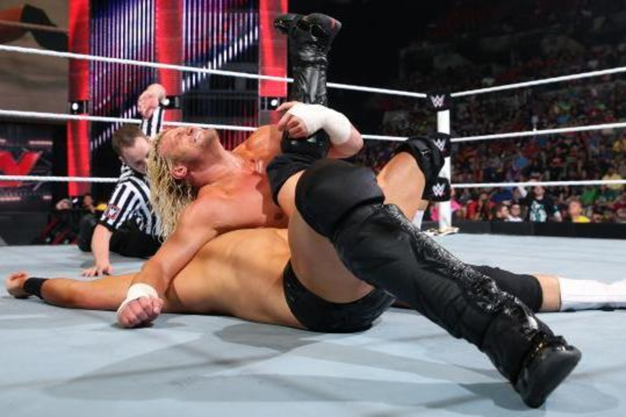 Miz takes the pin from Ziggler