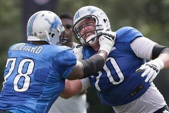 Corey Hilliard and Garrett Reynolds sparring in camp