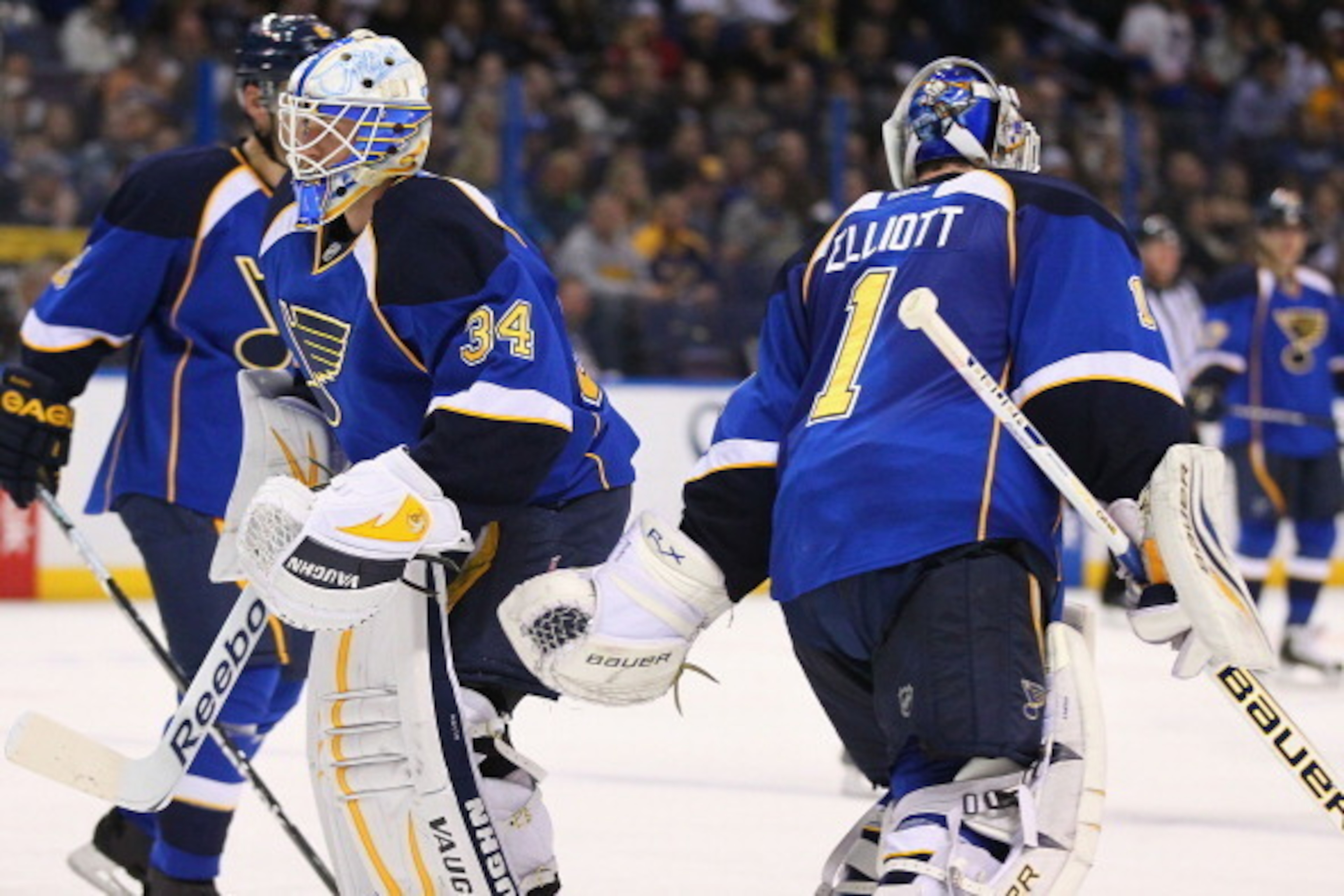 ST. LOUIS, MO - FEBRUARY 5: Brian Elliott #1 of the St. Louis Blues is replaced by rookie goaltender Jake Allen #34 also of the St. Louis Blues at the Scottrade Center on February 5, 2013 in St. Louis, Missouri. (Photo by Dilip Vishwanat/Getty Images) ST. LOUIS, MO - FEBRUARY 5: Brian Elliott #1 of the St. Louis Blues is replaced by rookie goaltender Jake Allen #34 also of the St. Louis Blues at the Scottrade Center on February 5, 2013 in St. Louis, Missouri. (Photo by Dilip Vishwanat/Getty Images)