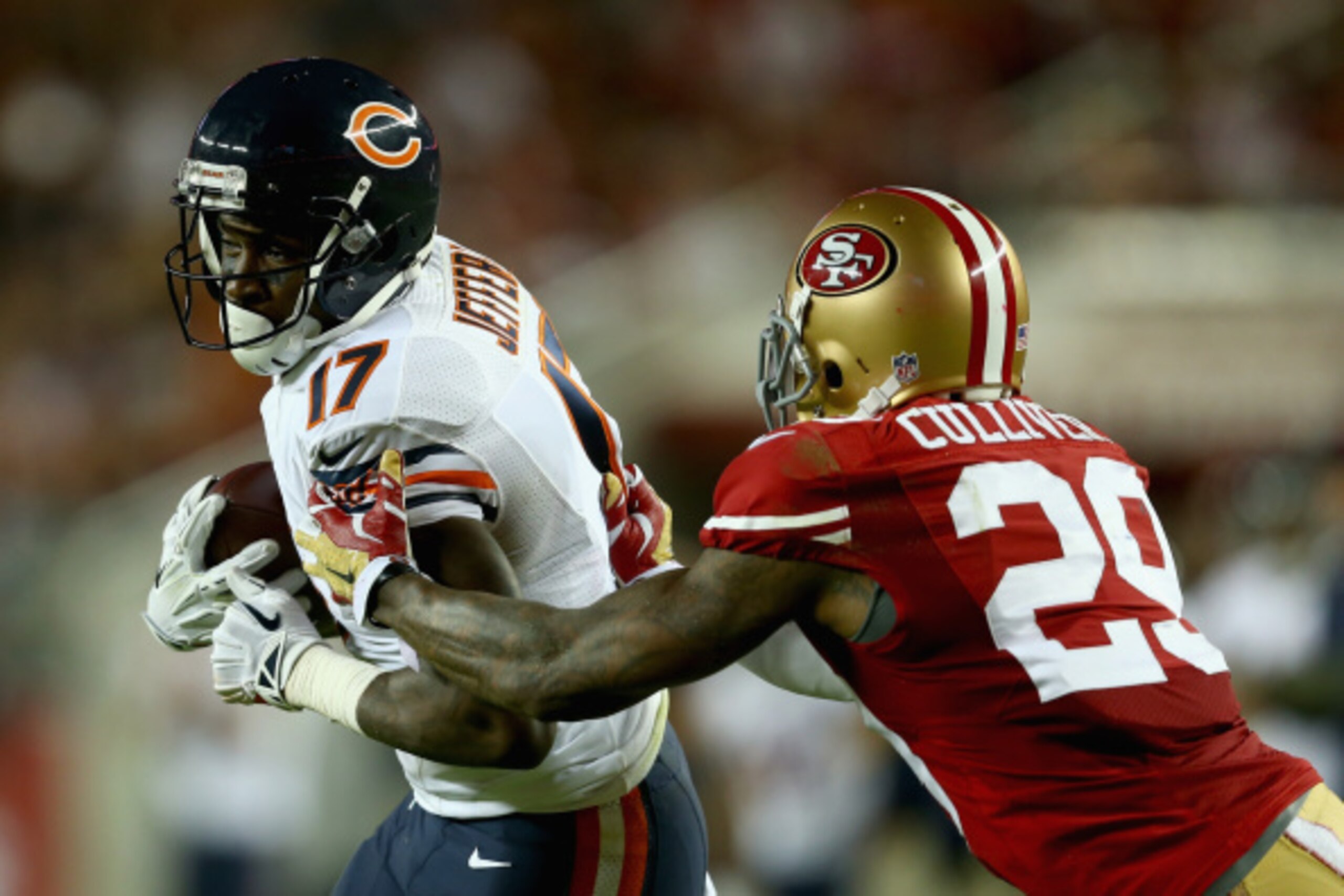 SANTA CLARA, CA - SEPTEMBER 14:  Wide receiver Alshon Jeffery #17 of the Chicago Bears is defended by cornerback Chris Culliver #29 of the San Francisco 49ers at Levi's Stadium on September 14, 2014 in Santa Clara, California.  (Photo by Jeff Gross/Getty 