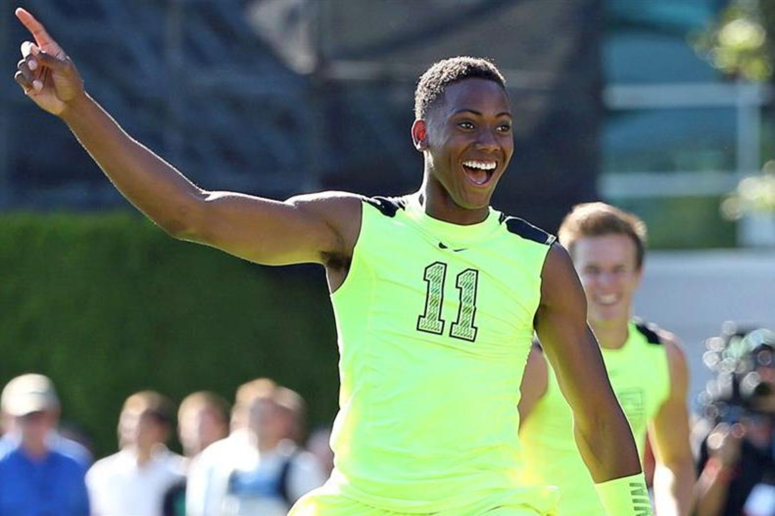 QB Travis Waller