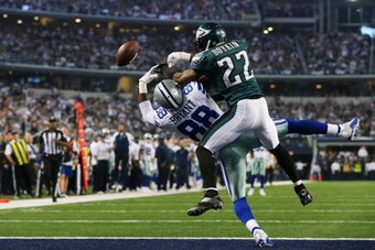 ARLINGTON, TX - DECEMBER 29:  Brandon Boykin #22 of the Philadelphia Eagles breaks up a pass intended for Dez Bryant #88 of the Dallas Cowboys in the second half at Cowboys Stadium on December 29, 2013 in Arlington, Texas.  (Photo by Ronald Martinez/Getty