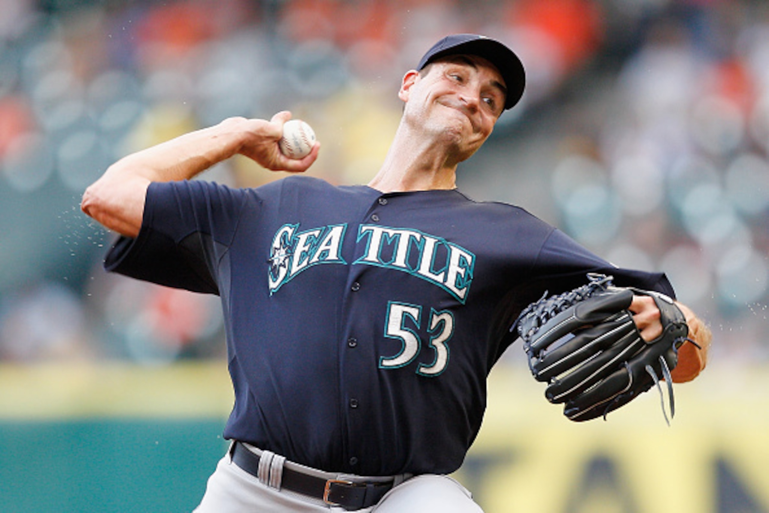 HOUSTON, TX - SEPTEMBER 20:  Chris Young #53 of the Seattle Mariners throws in the first inning against the Houston Astros at Minute Maid Park on September 20, 2014 in Houston, Texas.  (Photo by Bob Levey/Getty Images)