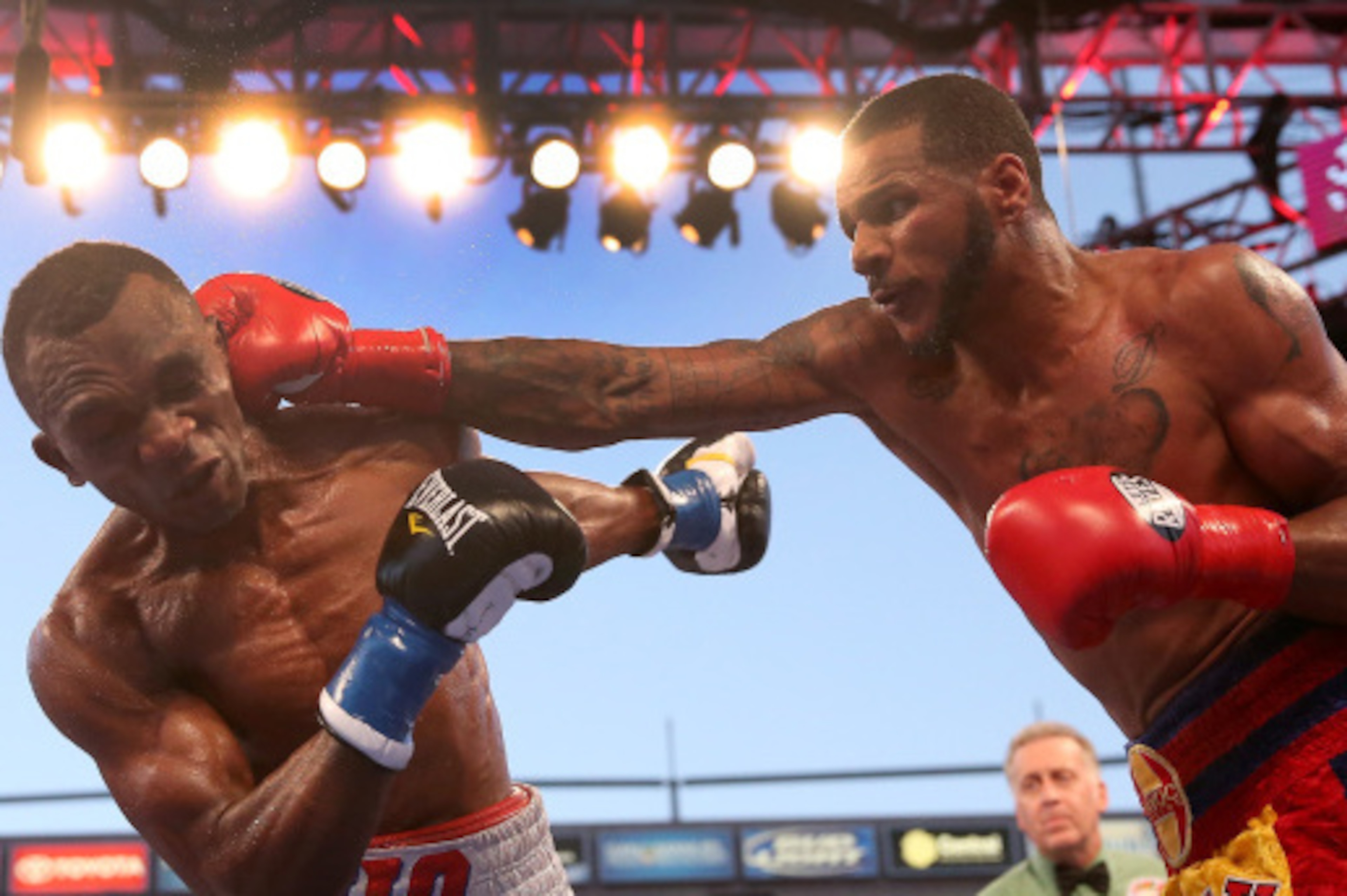 LOS ANGELES, CA - AUGUST 16:  Anthony Dirrell lands a punch on Sakio Bika in their WBC Super Middleweight World Championship fight at StubHub Center on August 16, 2014 in Los Angeles, California.  (Photo by Stephen Dunn/Getty Images)