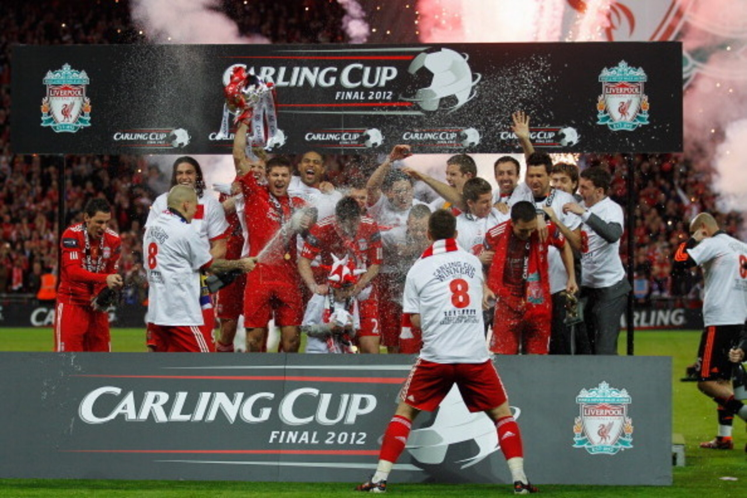 LONDON, ENGLAND - FEBRUARY 26:  Liverpool celebrate victory after the Carling Cup Final match between Liverpool and Cardiff City at Wembley Stadium on February 26, 2012 in London, England. Liverpool won 3-2 on penalties.  (Photo by Paul Gilham/Getty Image