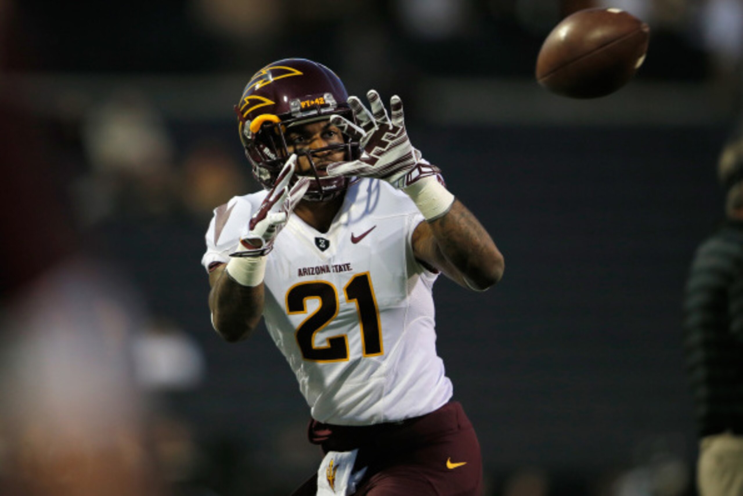 BOULDER, CO - SEPTEMBER 13:  Wide receiver Jaelen Strong #21 of the Arizona State Sun Devils catches a pass as he warms up prior to facing the Colorado Buffaloes at Folsom Field on September 13, 2014 in Boulder, Colorado. The Sun Devils defeated the Buffa