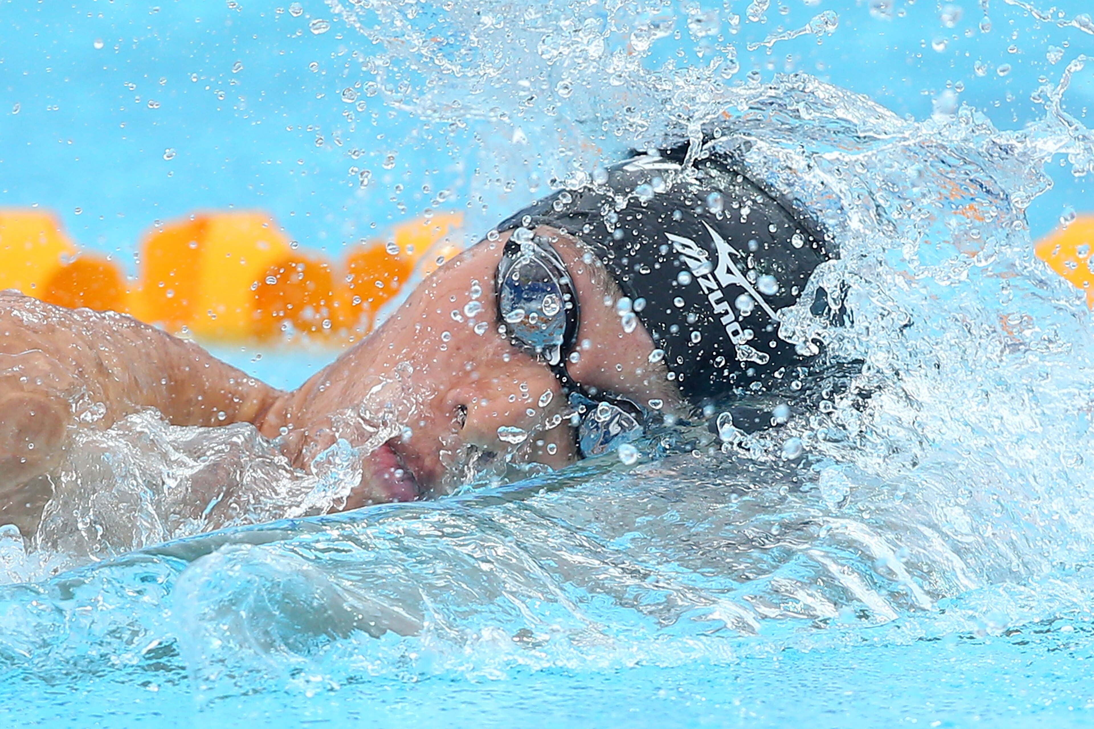 GOLD COAST, AUSTRALIA - AUGUST 23:  Kosuke Hagino of Japan swims the Men's 400m Freestyle heats during day three of the 2014 Pan Pacific Championships at Gold Coast Aquatics on August 23, 2014 in Gold Coast, Australia.  (Photo by Chris Hyde/Getty Images)