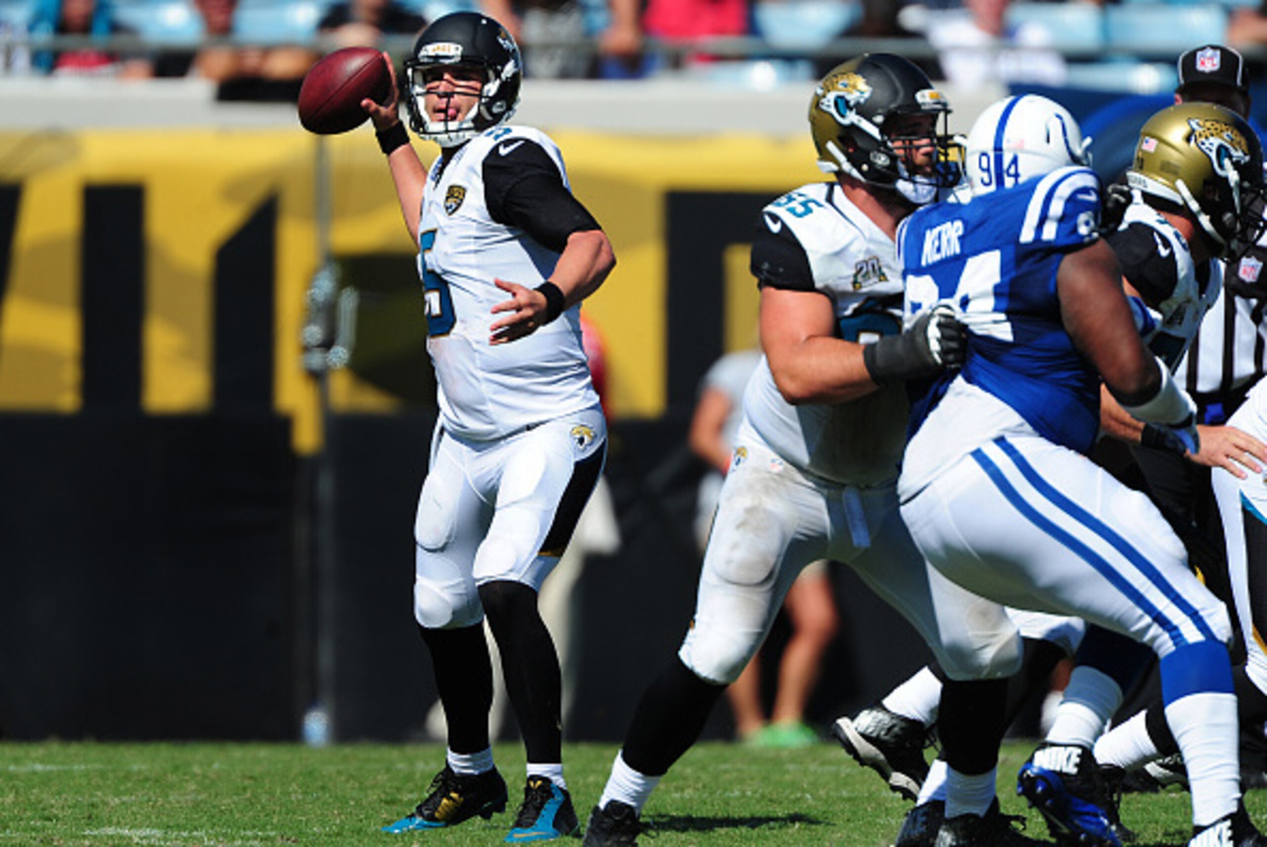JACKSONVILLE, FL - SEPTEMBER 21: Blake Bortles #5 of the Jacksonville Jaguars passes for a fourth quarter touchdown to Allen Hurns (not pictured) against the Indianapolis Colts at EverBank Field on September 21, 2014 in Jacksonville, Florida. (Photo by Sc