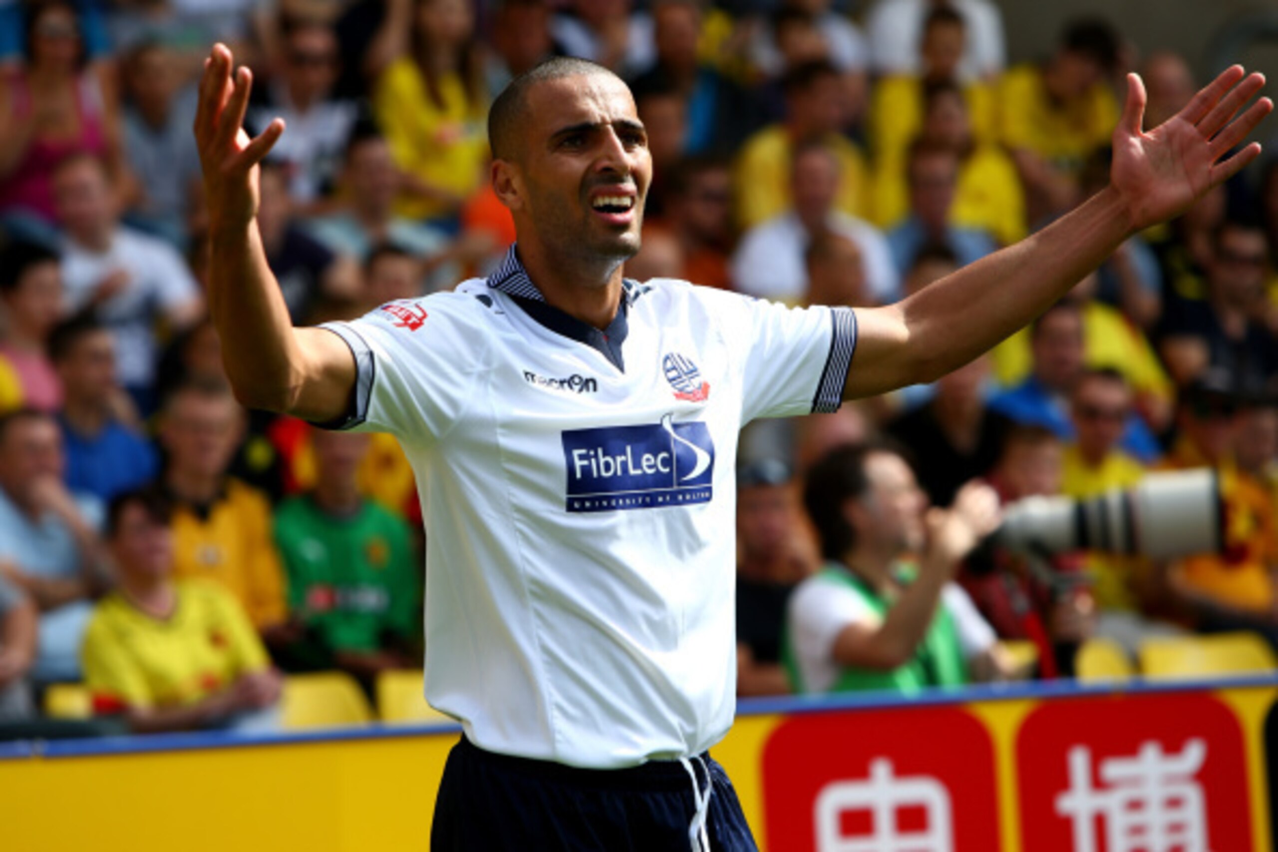 WATFORD, ENGLAND - AUGUST 09:  Darren Pratley of Bolton Wanderers shows his frustrations during the Sky Bet Championship match between Watford and Bolton Wanderers at Vicarage Road on August 9, 2014 in Watford, England.  (Photo by Getty Images/Getty Image