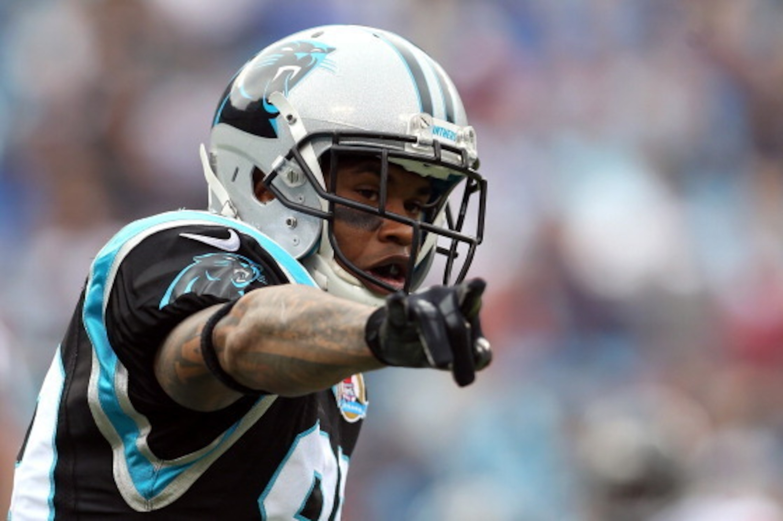 CHARLOTTE, NC - DECEMBER 09:   Steve Smith #89 of the Carolina Panthers during their game against the Atlanta Falcons at Bank of America Stadium on December 9, 2012 in Charlotte, North Carolina.  (Photo by Streeter Lecka/Getty Images)
