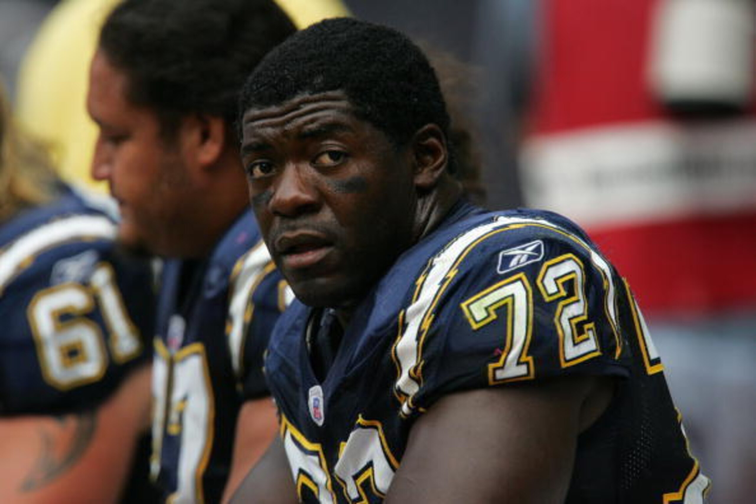 HOUSTON - SEPTEMBER 12:  Roman Oben #72 of the San Diego Chargers sits on the sidelines during the game against the Houston Texans on September 12, 2004 at Reliant Stadium in Houston, Texas. The Chargers won 27-20.  (Photo by Ronald Martinez/Getty Images)