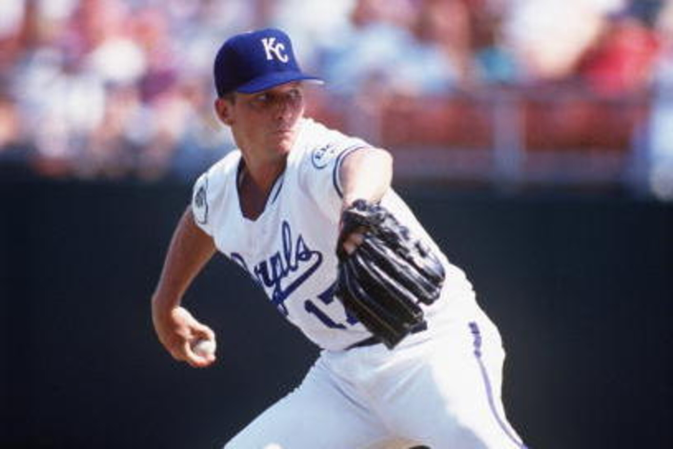 29 Aug 1993: KANSAS CITY PITCHER DAVID CONE DELIVERS A PITCH DURING A ROYALS HOME GAME AT ROYALS STADIUM IN KANSAS CITY, MISSOURI.
