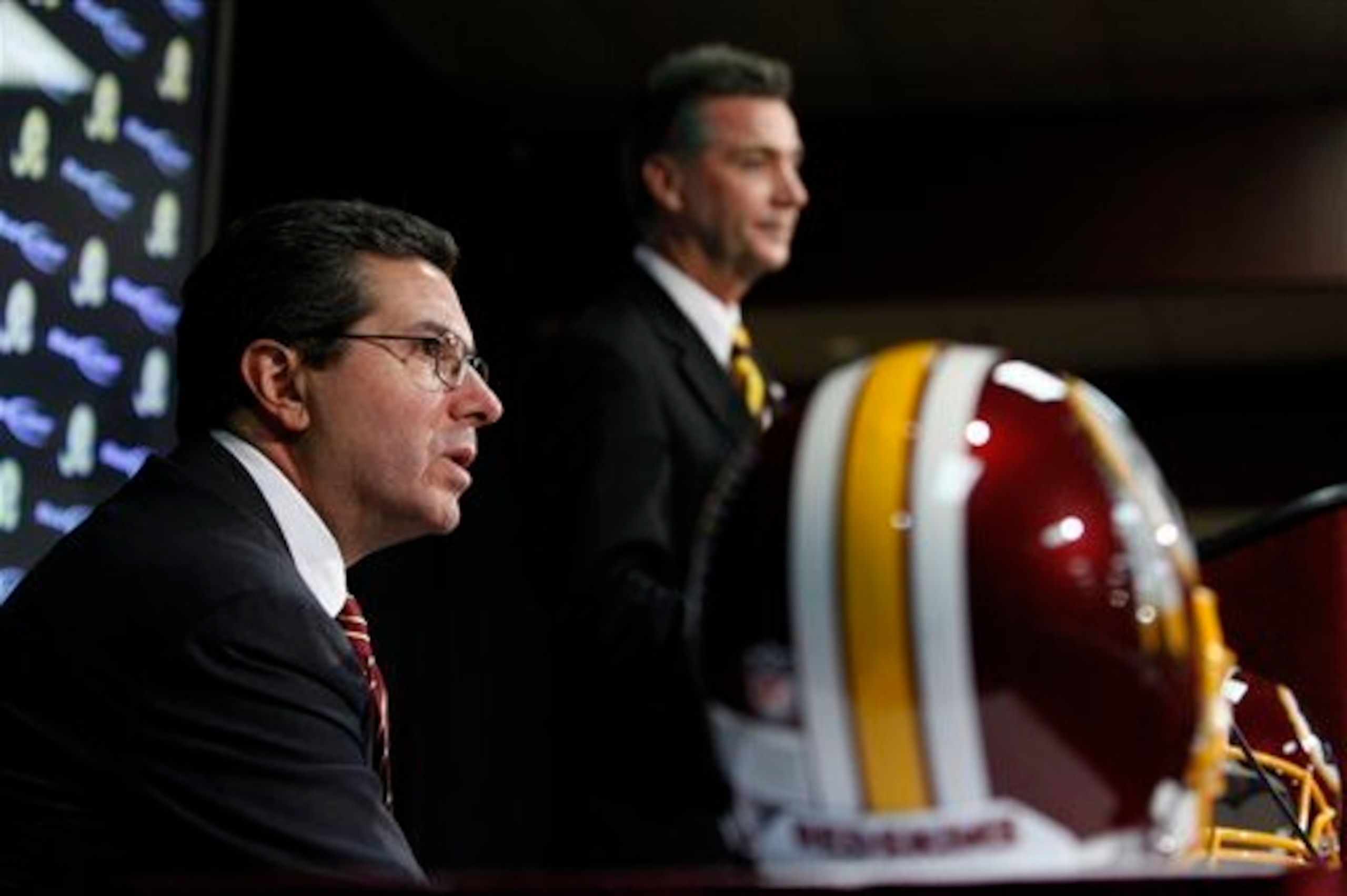 Snyder and Allen need a lesson in team-building.