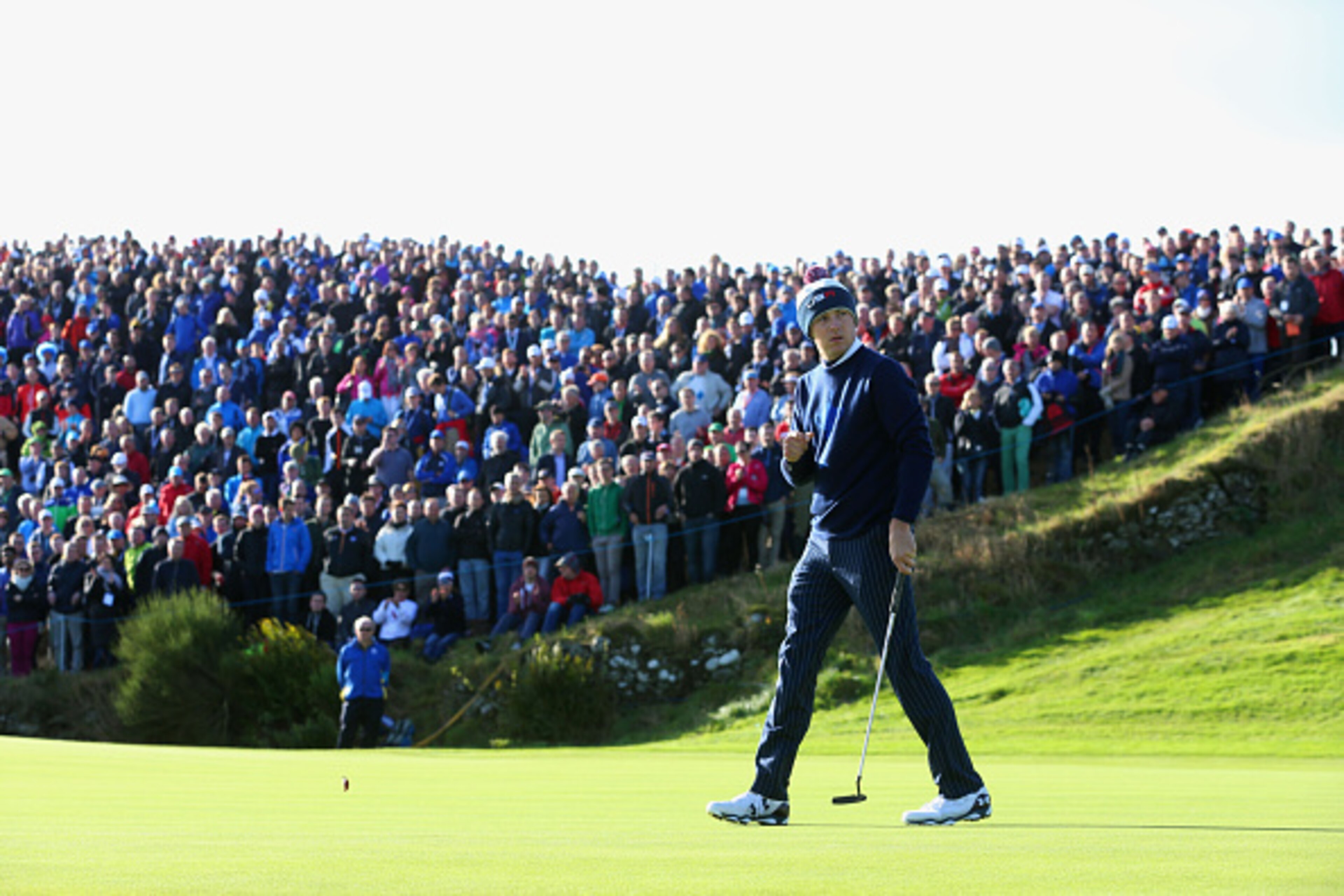 AUCHTERARDER, SCOTLAND - SEPTEMBER 26: Jordan Spieth of the United States reacts on the 7th green during the Morning Fourballs of the 2014 Ryder Cup on the PGA Centenary course at the Gleneagles Hotel on September 26, 2014 in Auchterarder, Scotland. (Ph AUCHTERARDER, SCOTLAND - SEPTEMBER 26: Jordan Spieth of the United States reacts on the 7th green during the Morning Fourballs of the 2014 Ryder Cup on the PGA Centenary course at the Gleneagles Hotel on September 26, 2014 in Auchterarder, Scotland. (Ph