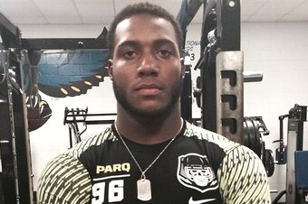 Florida pushing to get 5-star Byron Cowart and company to Gainesville.