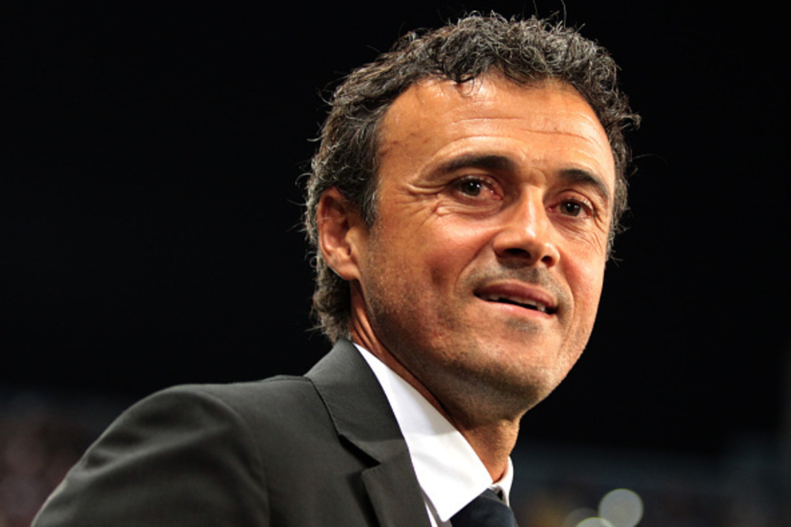 MALAGA, SPAIN - SEPTEMBER 24:  Luis Enrique Martinez, coach of F.C. Barcelona looks on during the La Liga match between Malaga CF and FC Barcelona at La Rosaleda studium on September 24, 2014 in Malaga, Spain. (Photo by Sergio Camacho/Getty Images)