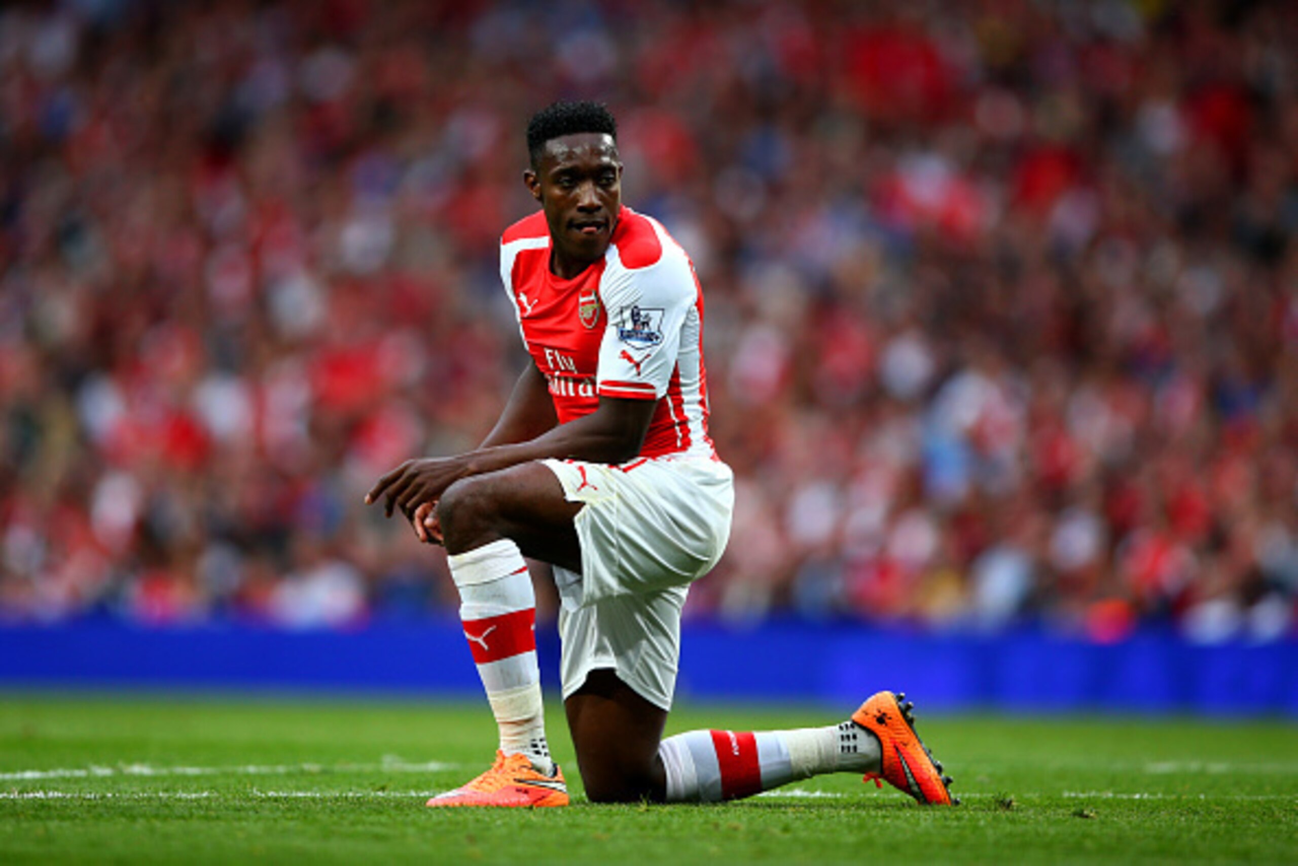 LONDON, ENGLAND - SEPTEMBER 27:  Danny Welbeck of Arsenal looks on during the Barclays Premier League match between Arsenal and Tottenham Hotspur at Emirates Stadium on September 27, 2014 in London, England.  (Photo by Paul Gilham/Getty Images)