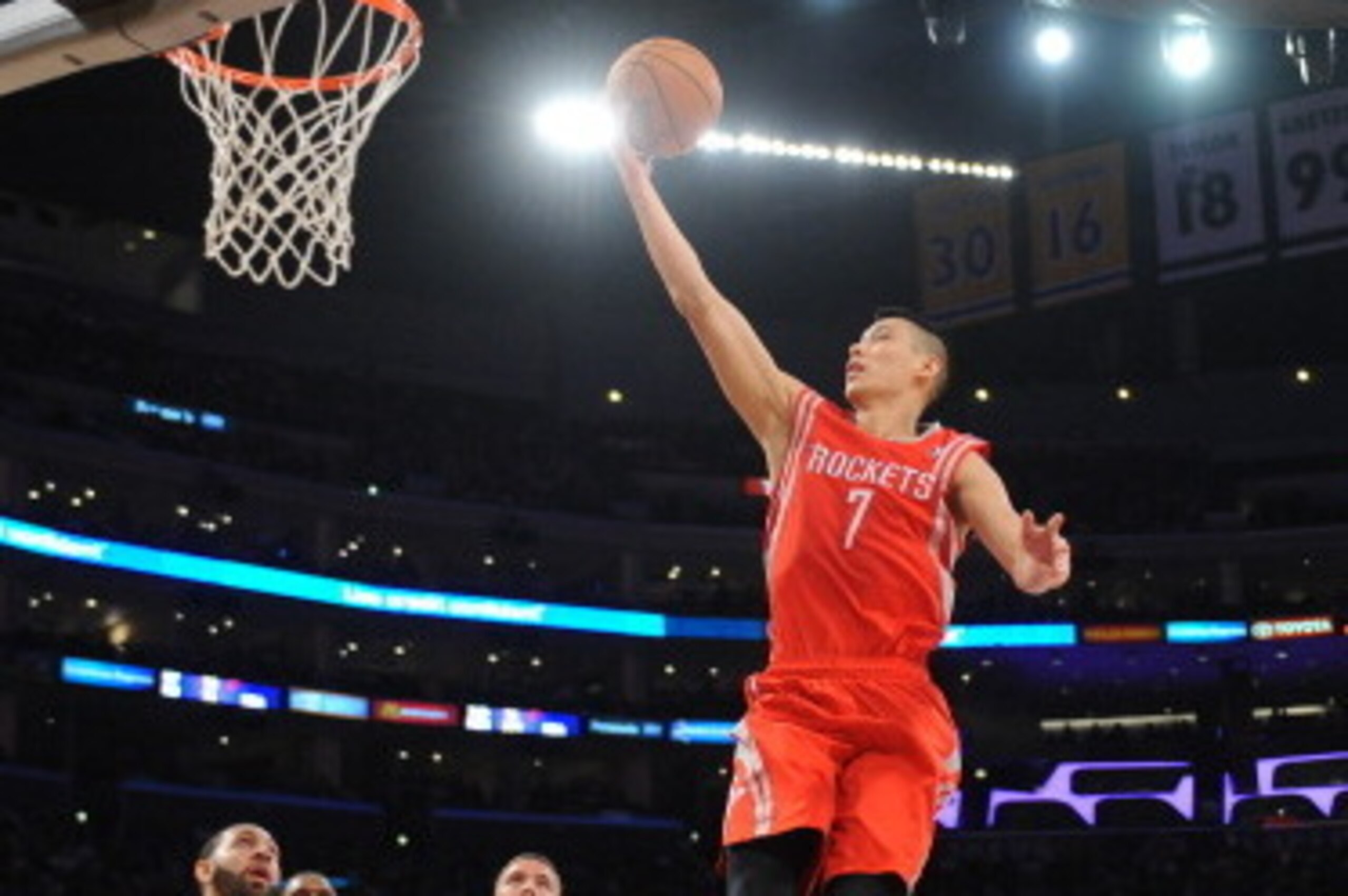 LOS ANGELES, CA - FEBRUARY 19: Jeremy Lin #7 of the Houston Rockets shoots during a game against the Los Angeles Lakers at STAPLES Center on February 19, 2014 in Los Angeles, California. NOTE TO USER: User expressly acknowledges and agrees that, by downlo