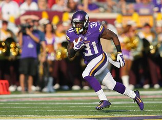 MINNEAPOLIS, MN - SEPTEMBER 28:  Jerick McKinnon #31 of the Minnesota Vikings advances the ball against the Atlanta Falcons on September 28, 2014 at TCF Bank Stadium in Minneapolis, Minnesota. (Photo by Adam Bettcher/Getty Images)