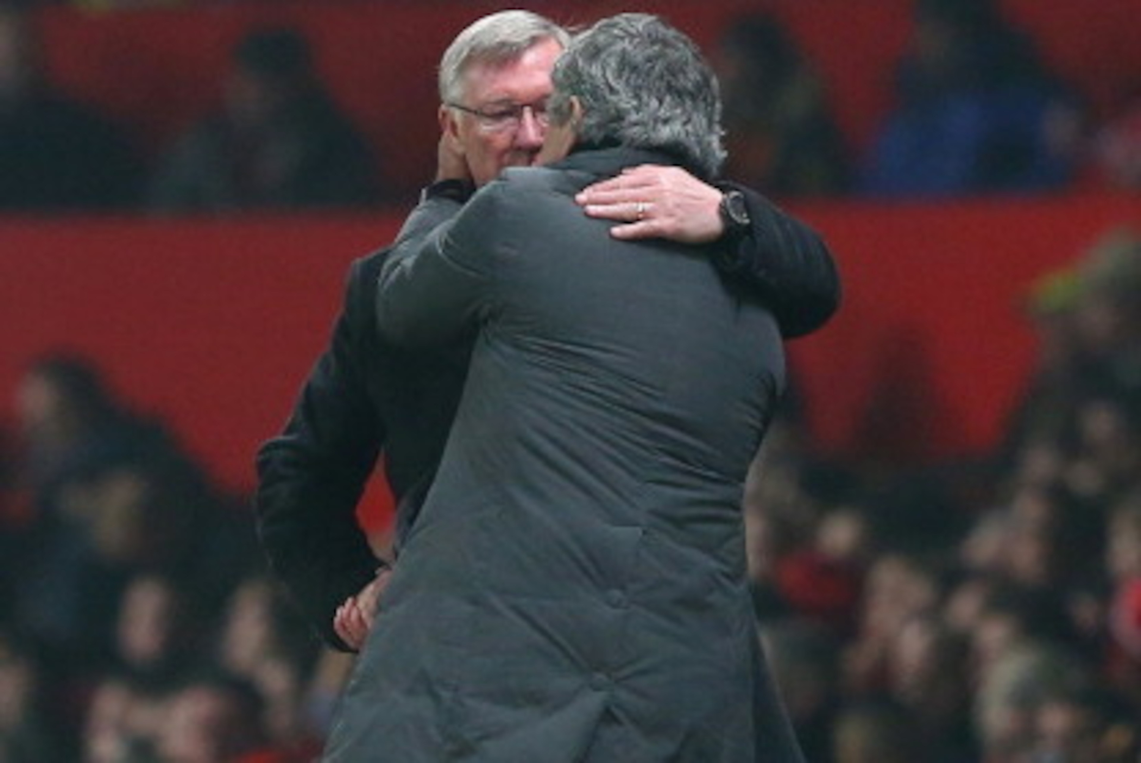 MANCHESTER, ENGLAND - MARCH 05:  Real Madrid Manager Jose Mourinho shakes hands with Manchester United Manager Sir Alex Ferguson during the UEFA Champions League Round of 16 Second leg match between Manchester United and Real Madrid at Old Trafford on Mar