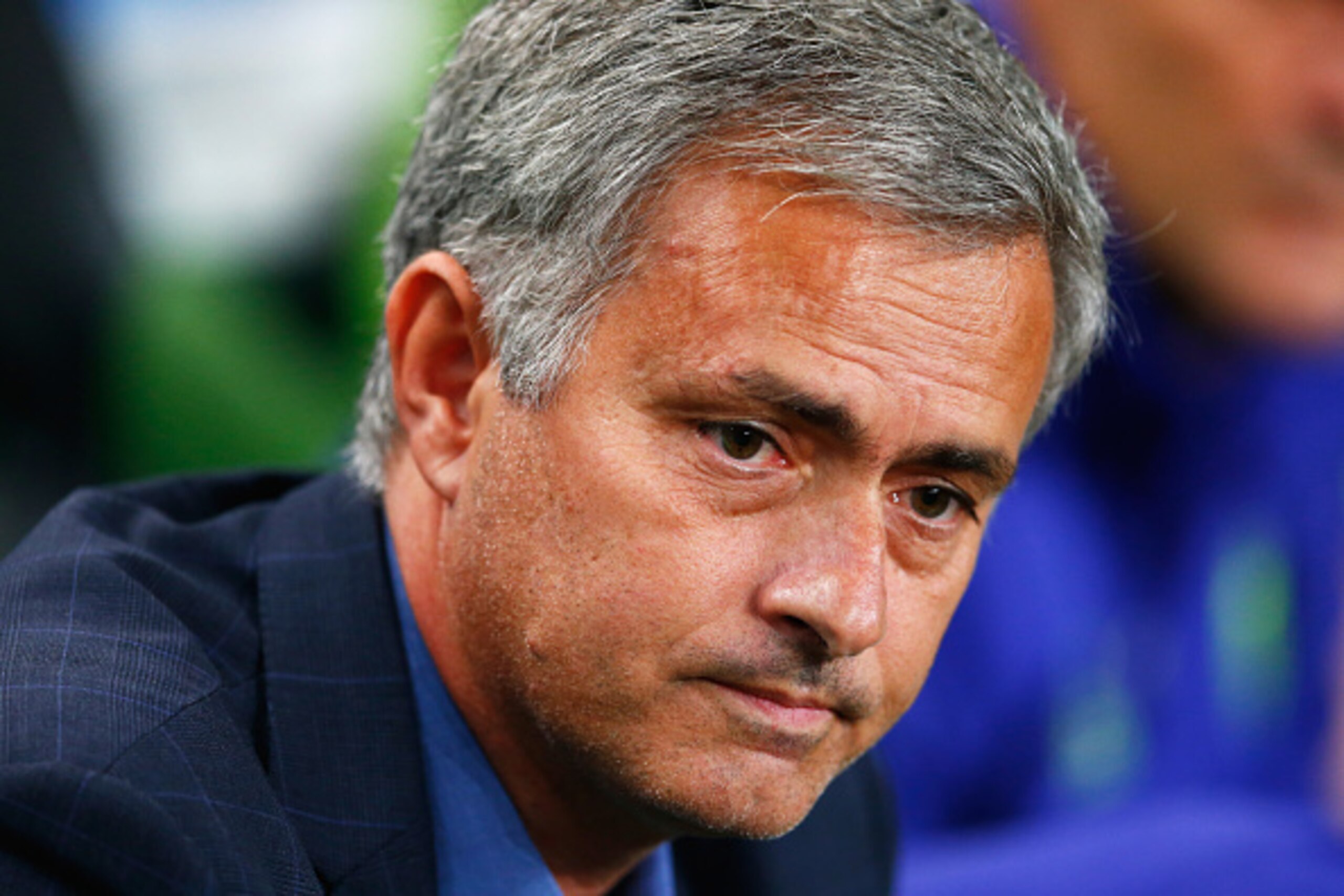 LISBON, PORTUGAL - SEPTEMBER 30:  Jose Mourinho manager of Chelsea looks on prior to the UEFA Champions League Group G match between Sporting Clube de Portugal and Chelsea FC at Estadio Jose Alvalade on September 30, 2014 in Lisbon, Portugal.  (Photo by J
