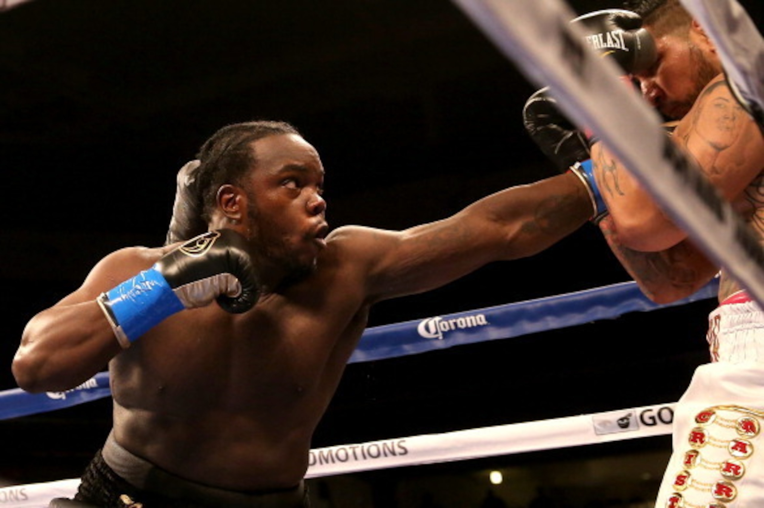 LOS ANGELES, CA - MAY 10:  Bermane Stiverne throws a punch at Chris Arreola in their WBC Heavyweight Championship match at Galen Center on May 10, 2014 in Los Angeles, California.  Stiverne won in a six round technical knockout.  (Photo by Stephen Dunn/Ge