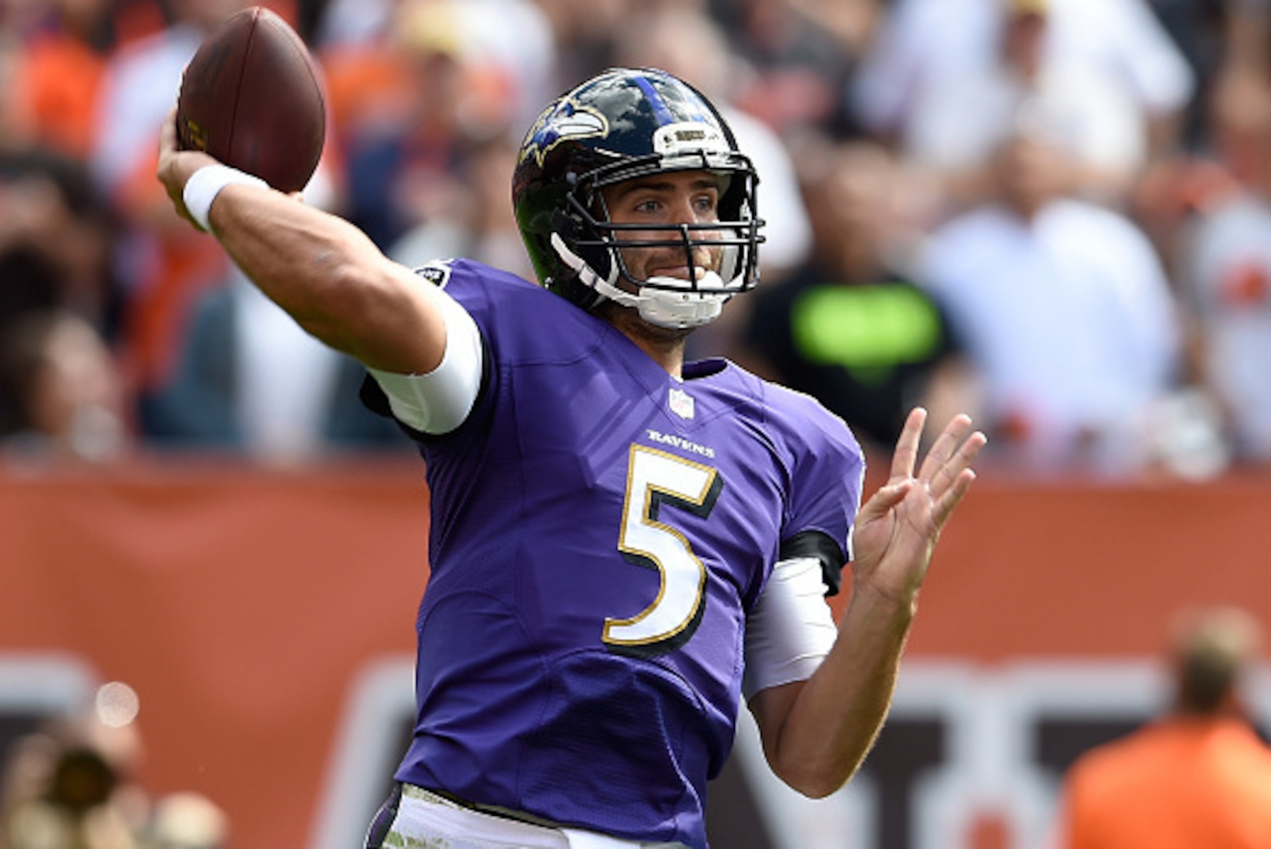 CLEVELAND, OH - SEPTEMBER 21:  Joe Flacco #5 of the Baltimore Ravens throws a pass during the second quarter against the Cleveland Browns at FirstEnergy Stadium on September 21, 2014 in Cleveland, Ohio.  (Photo by Jason Miller/Getty Images)