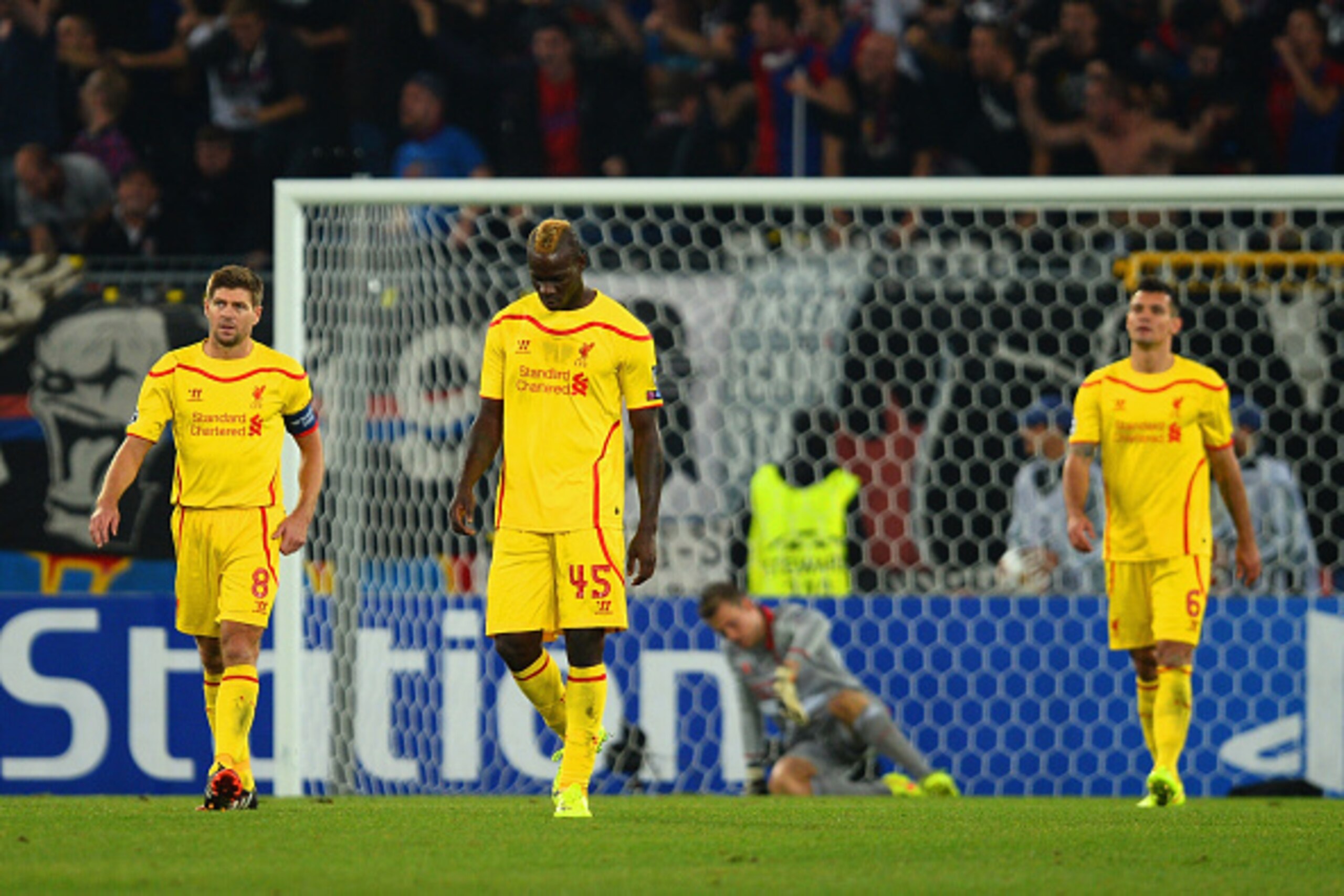 BASEL, SWITZERLAND - OCTOBER 01:  Dejected Steven Gerrard and Mario Balotelli of Liverpool after conceding the first goal during the UEFA Champions League Group B match between FC Basel 1893 and Liverpool FC at St. Jakob Stadium on October 1, 2014 in Base
