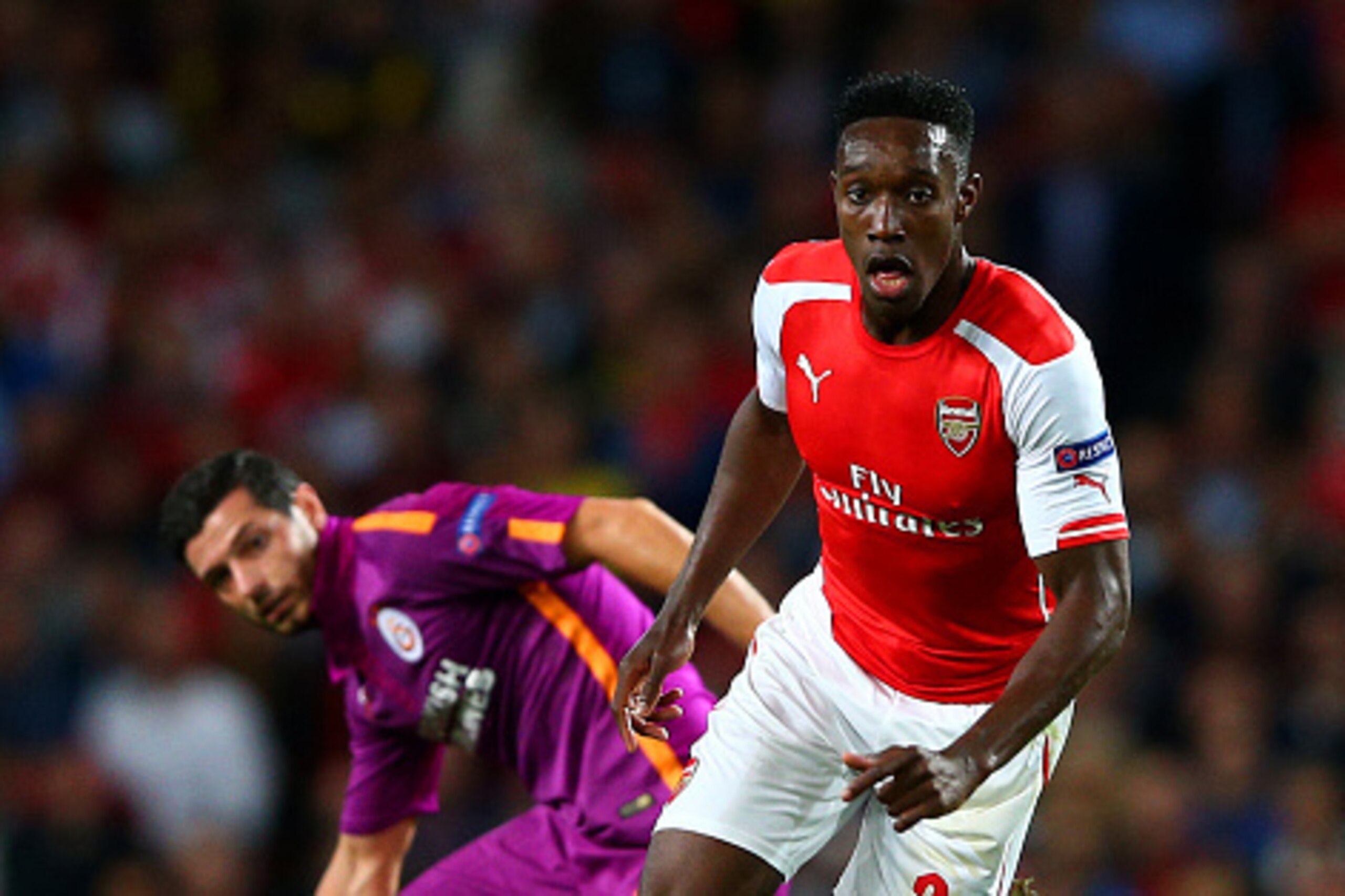 LONDON, ENGLAND - OCTOBER 01:  Danny Welbeck of Arsenal breaks from midfield during the UEFA Champions League group D match between Arsenal FC and Galatasaray AS at Emirates Stadium on October 1, 2014 in London, United Kingdom.  (Photo by Paul Gilham/Gett