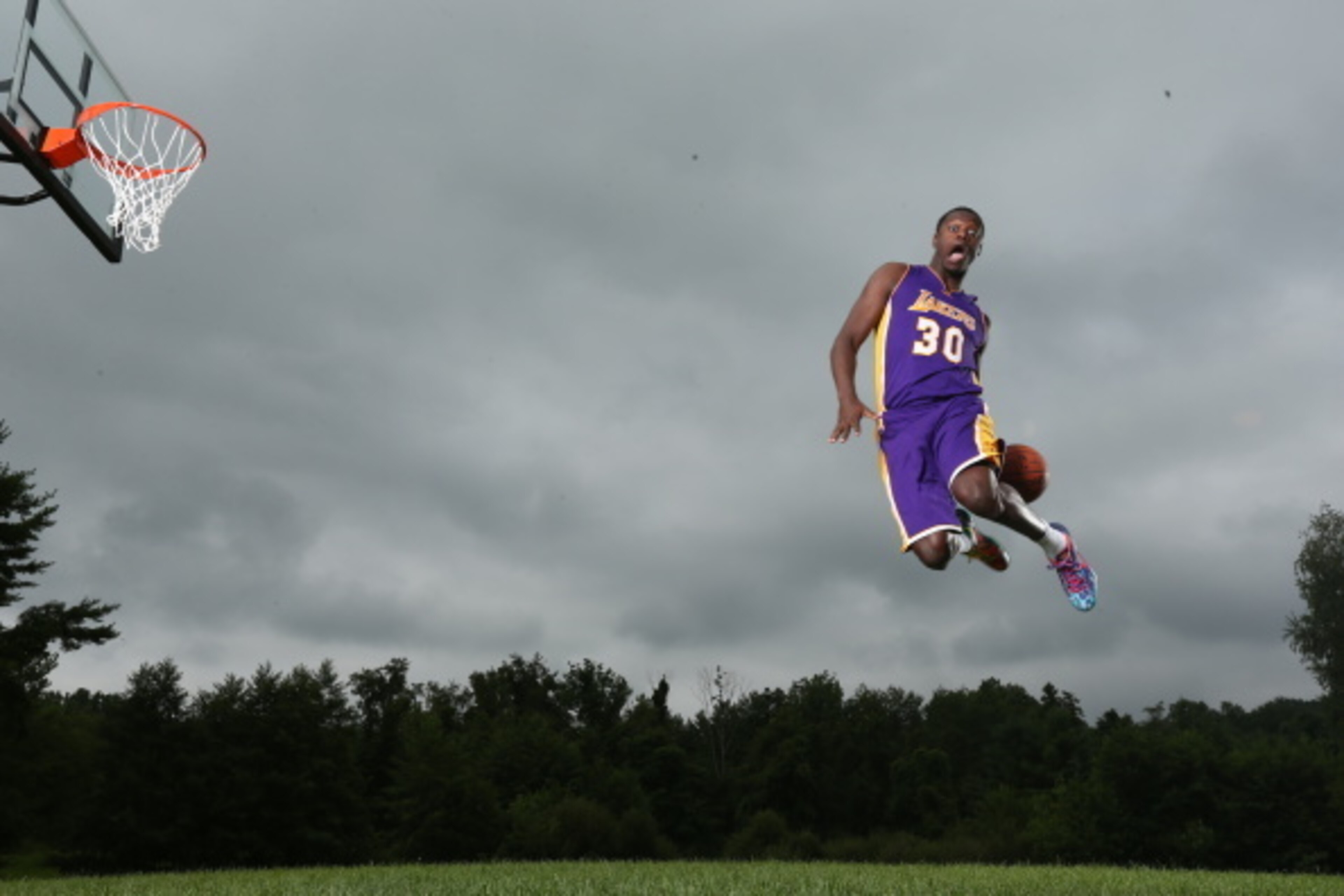 TARRYTOWN, NY - AUGUST 3: Julius Randle #30 of the Los Angeles Lakers poses for a portrait during the 2014 NBA rookie photo shoot on August 3, 2014 at the Madison Square Garden Training Facility in Tarrytown, New York. NOTE TO USER: User expressly acknowl TARRYTOWN, NY - AUGUST 3: Julius Randle #30 of the Los Angeles Lakers poses for a portrait during the 2014 NBA rookie photo shoot on August 3, 2014 at the Madison Square Garden Training Facility in Tarrytown, New York. NOTE TO USER: User expressly acknowl