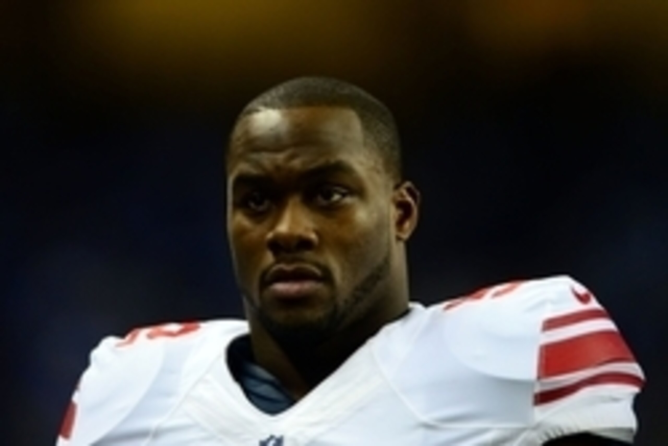 Dec 22, 2013; Detroit, MI, USA; New York Giants middle linebacker Jon Beason (52) against the Detroit Lions at Ford Field. Mandatory Credit: Andrew Weber-USA TODAY Sports