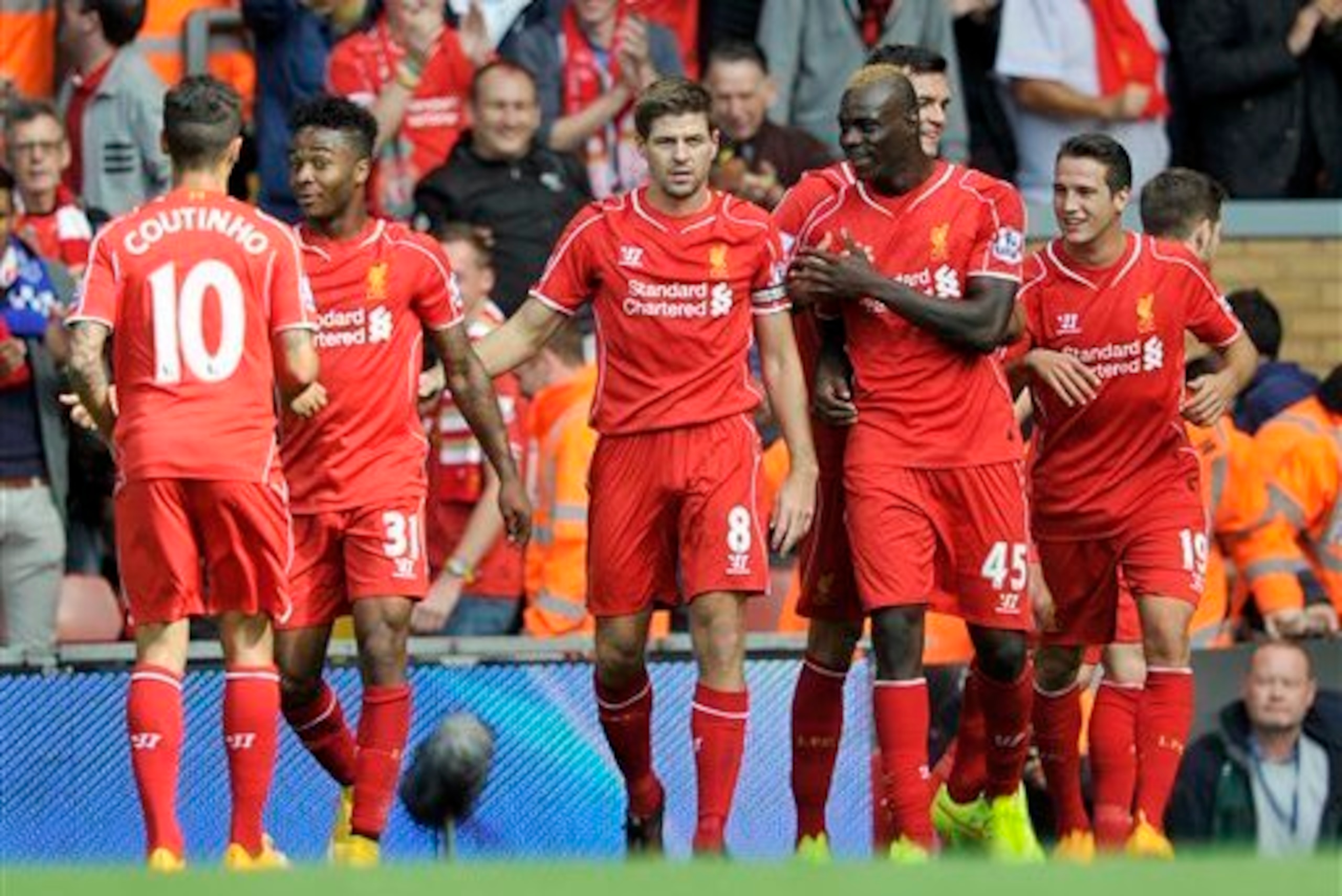 Steven Gerrard will hope to lead Liverpool back to winning ways