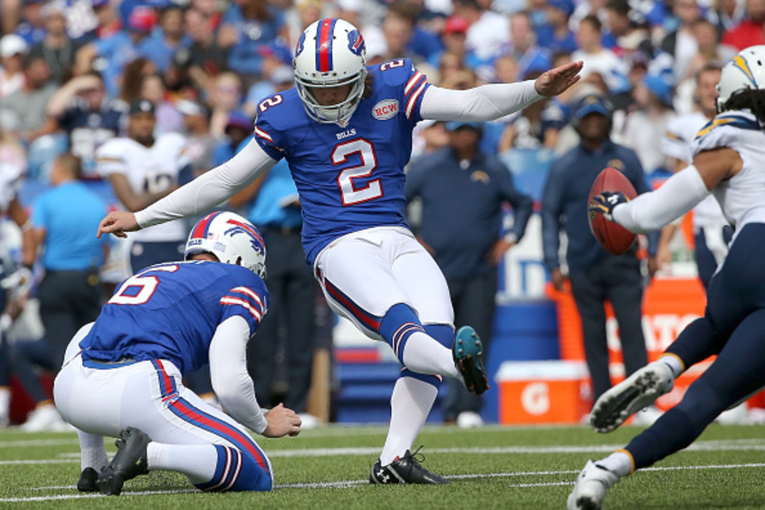 ORCHARD PARK, NY - SEPTEMBER 21:   Dan Carpenter #2 of the Buffalo Bills kicks a field goal against the San Diego Chargers during the first half at Ralph Wilson Stadium on September 21, 2014 in Orchard Park, New York.  (Photo by Tom Szczerbowski/Getty Ima